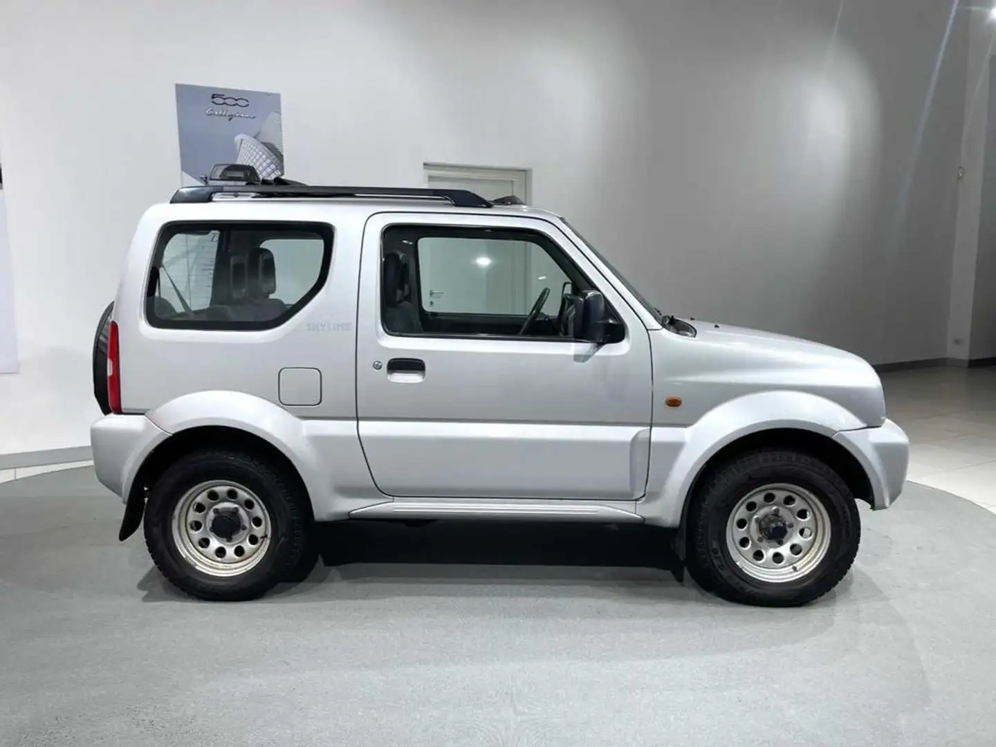Suzuki Jimny 1.3 vvt Evolution 4wd Silber - 2