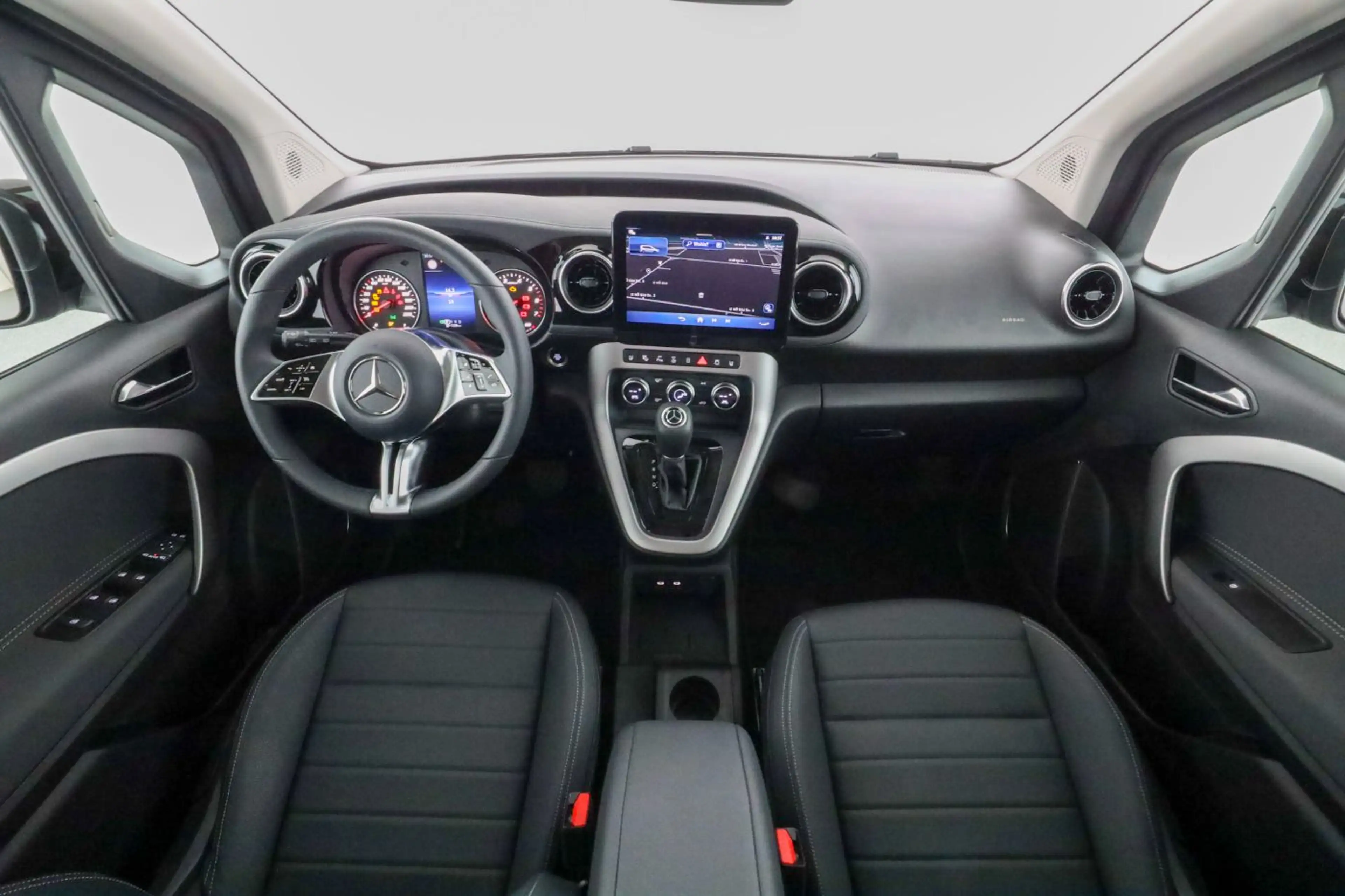 Mercedes-Benz T-Class T 180 lang Automatik Navi Cam SHZ AHK — photo 9