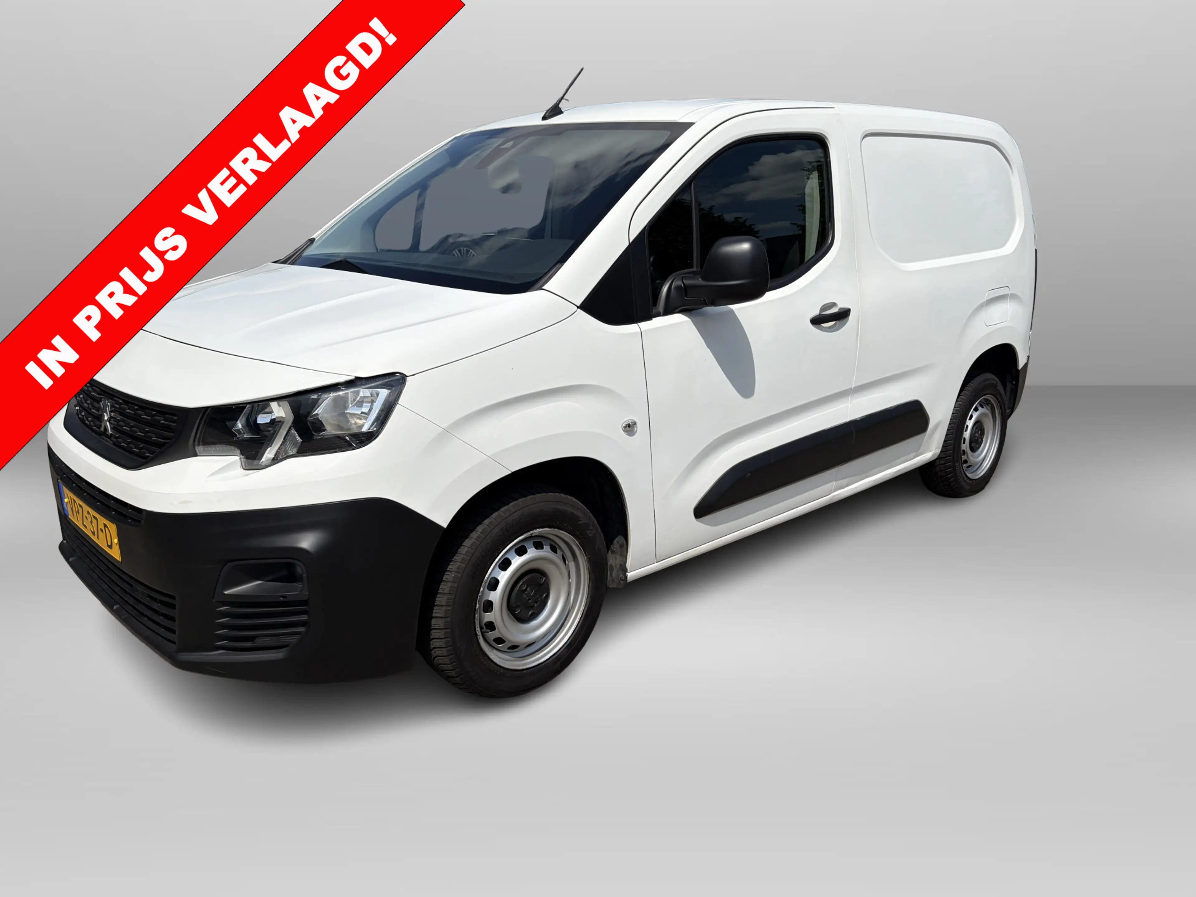 Peugeot Partner 1.2 Premium Benzine! * Apple\Android * Cruise * Ai