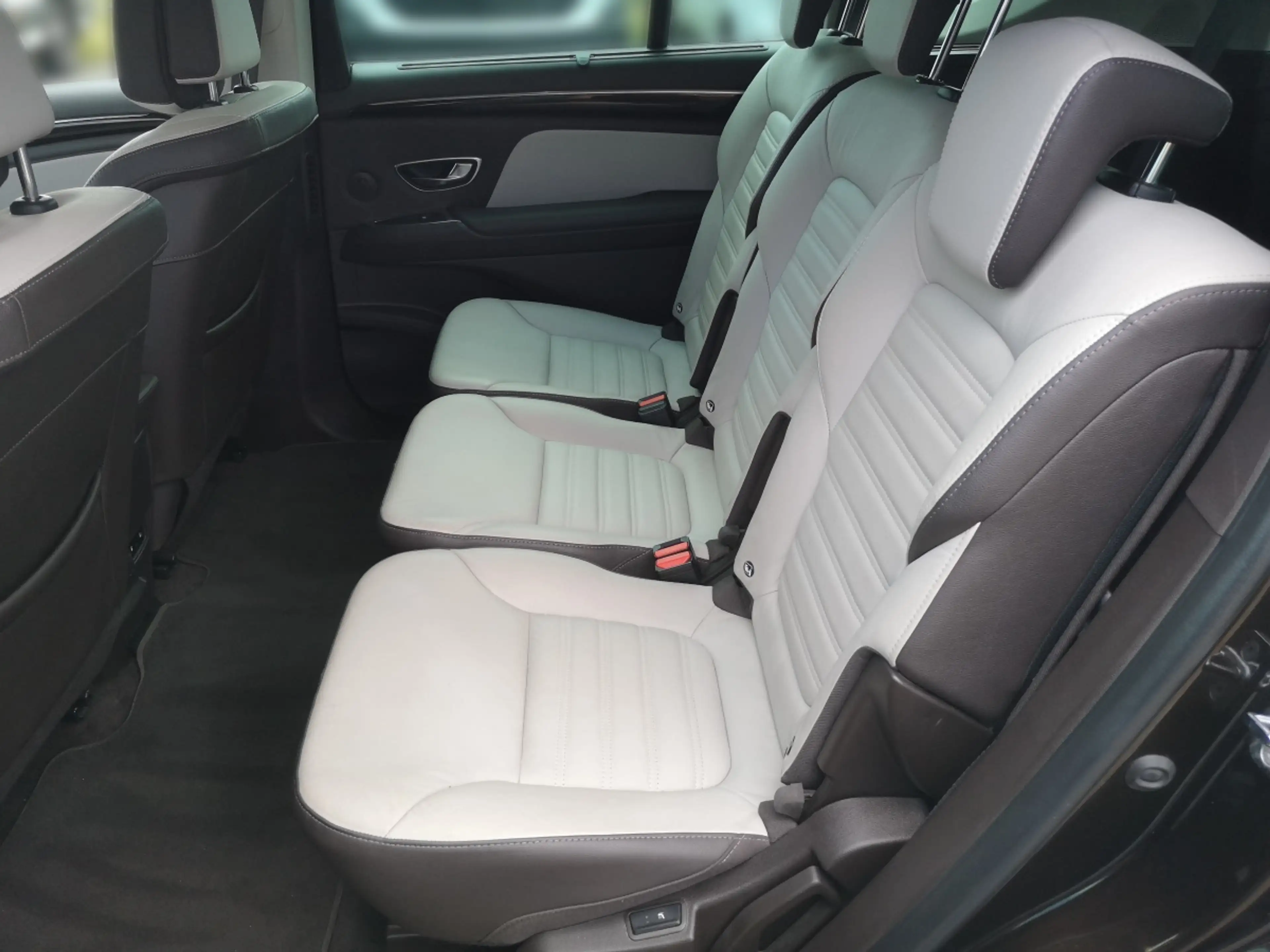Renault Espace Executive 160 dCI — photo 11