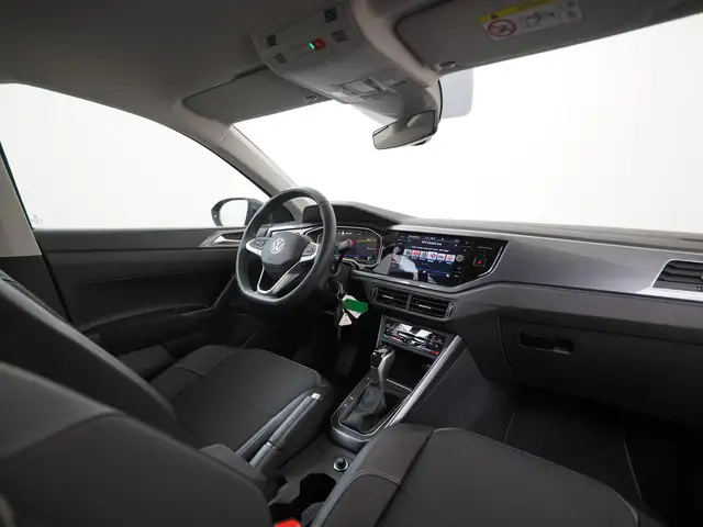 Volkswagen Taigo view 2
