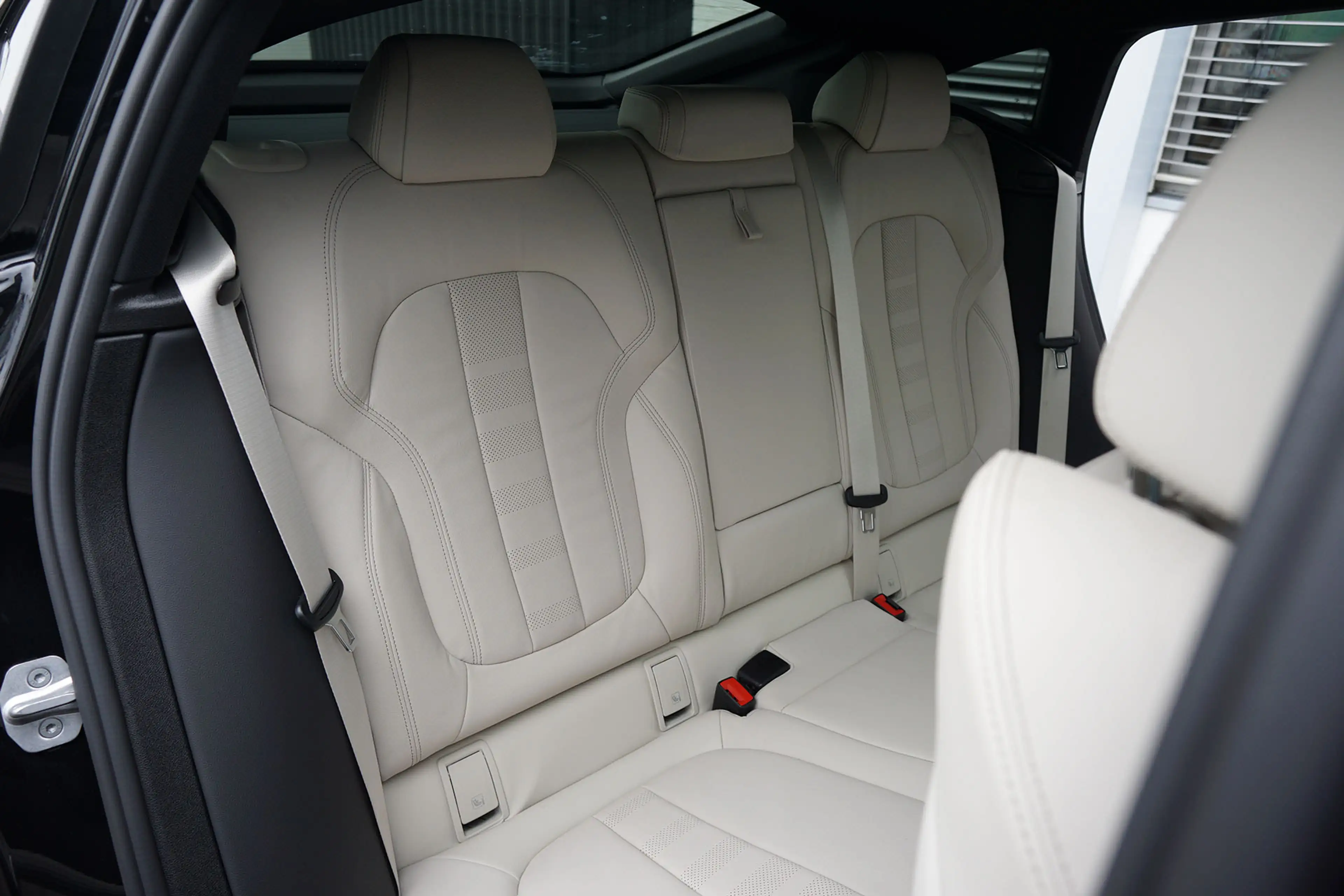 BMW X6 X6 xDrive30d M SPORTPAKET-BLACK EDITION-PANO-22M — photo 49
