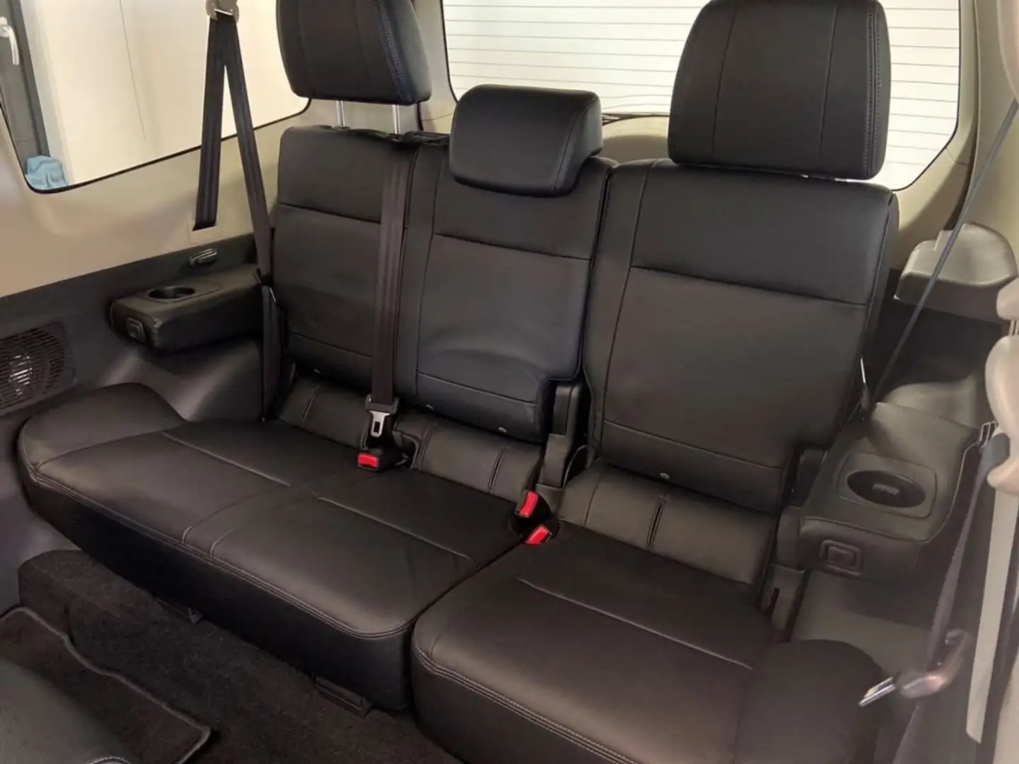 Mitsubishi Pajero 3.2 DI-D 16V aut. 3p. Top Alb - 2