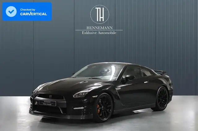 Nissan GT-R GT-R Premium Edition