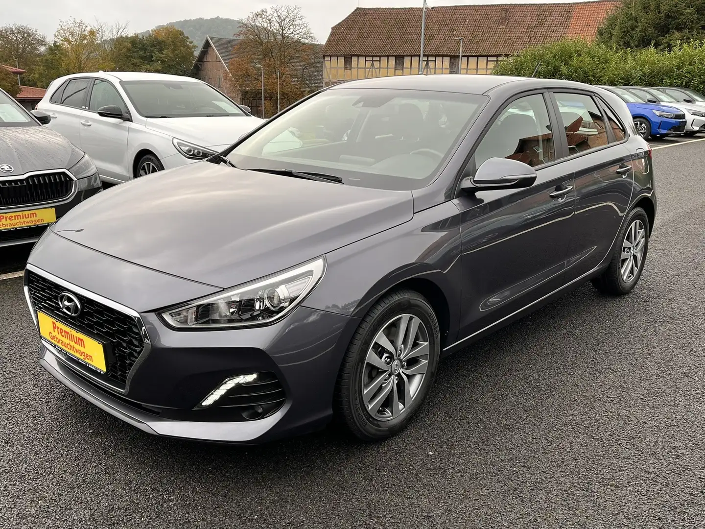 Hyundai i30 1,4 TGDI-KAT Trend Klima Sitzheizung 16" Alu Grau - 1