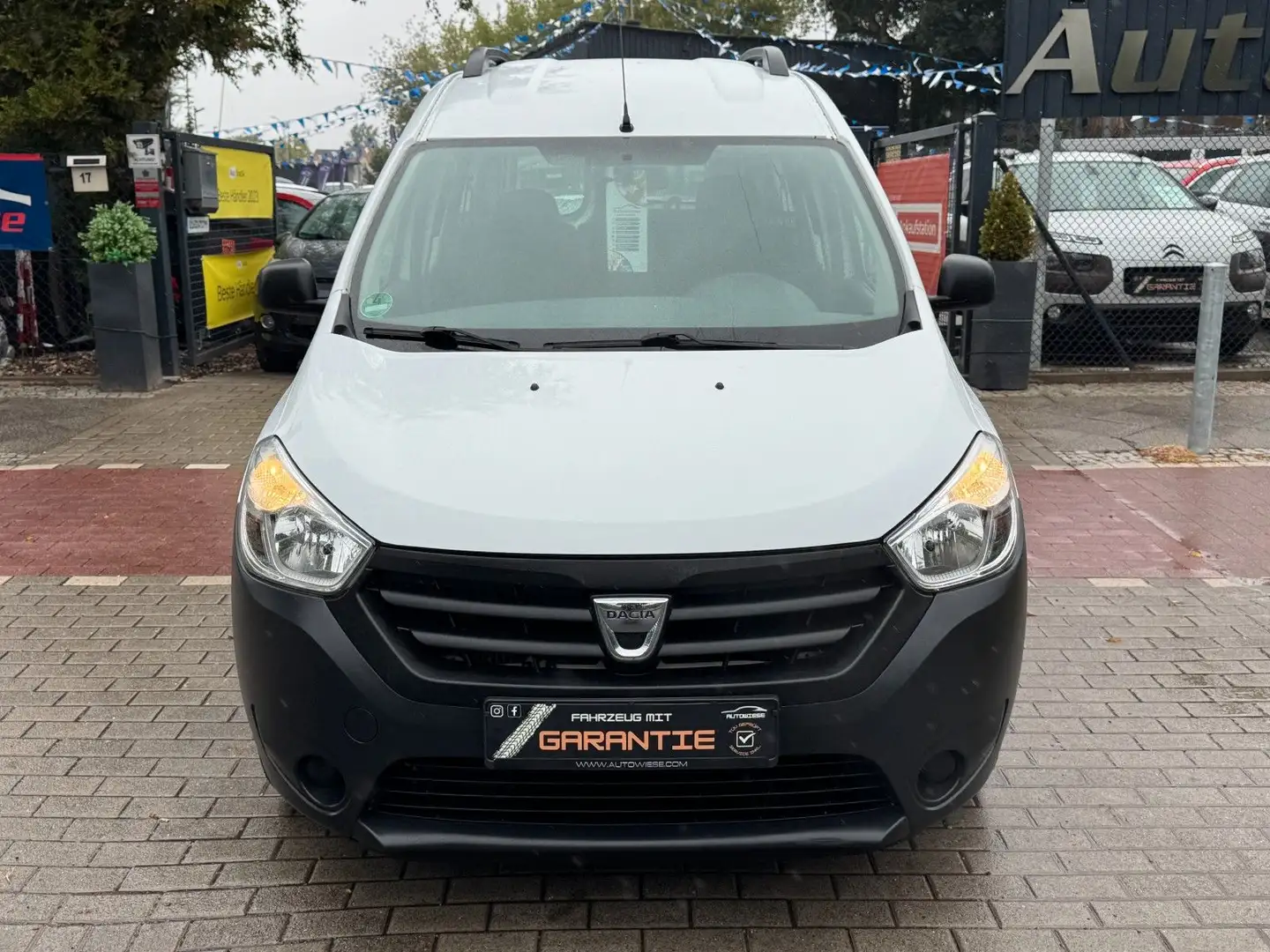 Dacia Dokker 1.5 dCi Ambiance*AHK*Allwetter*5 Sitzer* Wit - 2