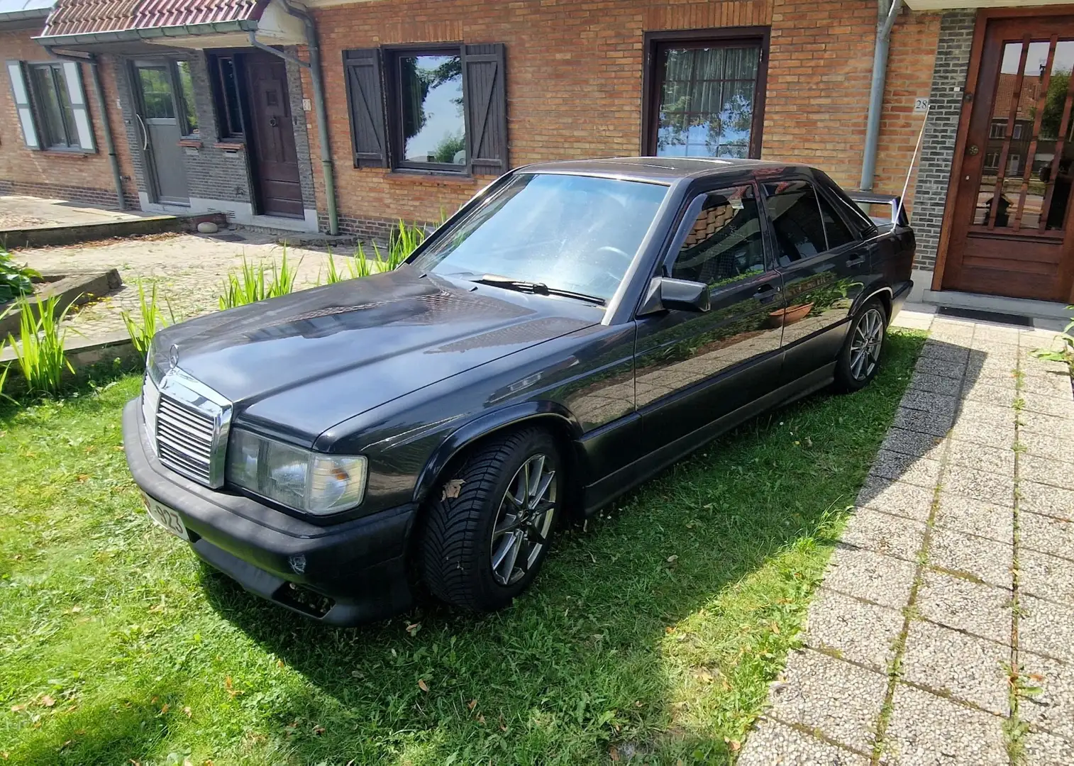 Mercedes-Benz 190 E 2.0 - 1