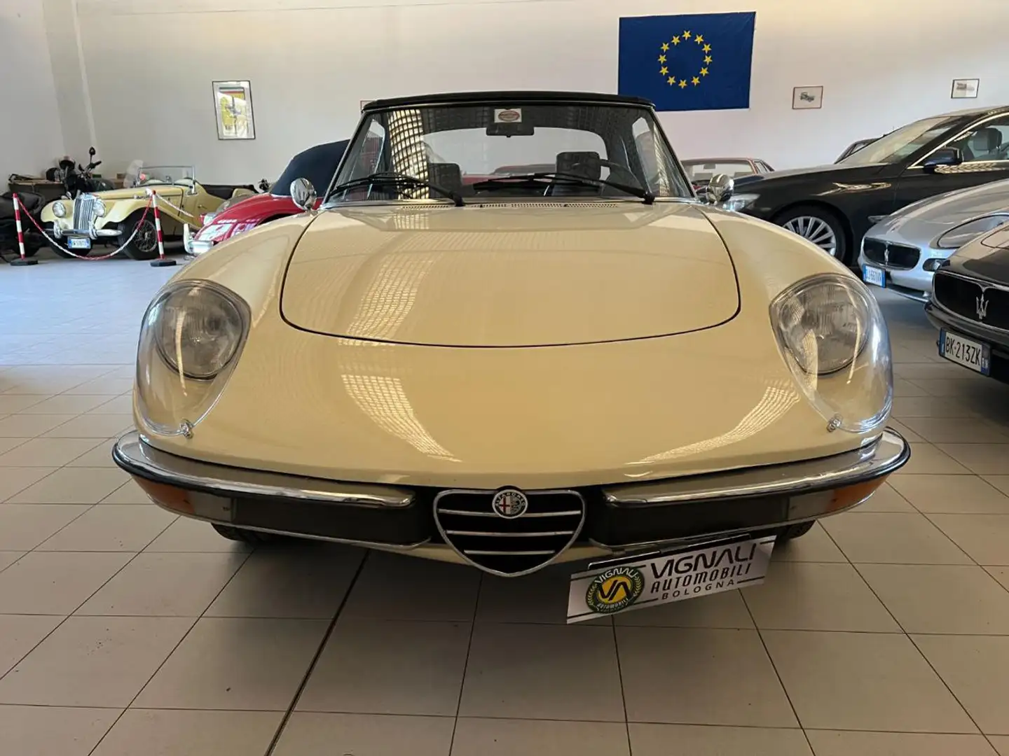 Alfa Romeo Spider 2.0 Veloce Beige - 2