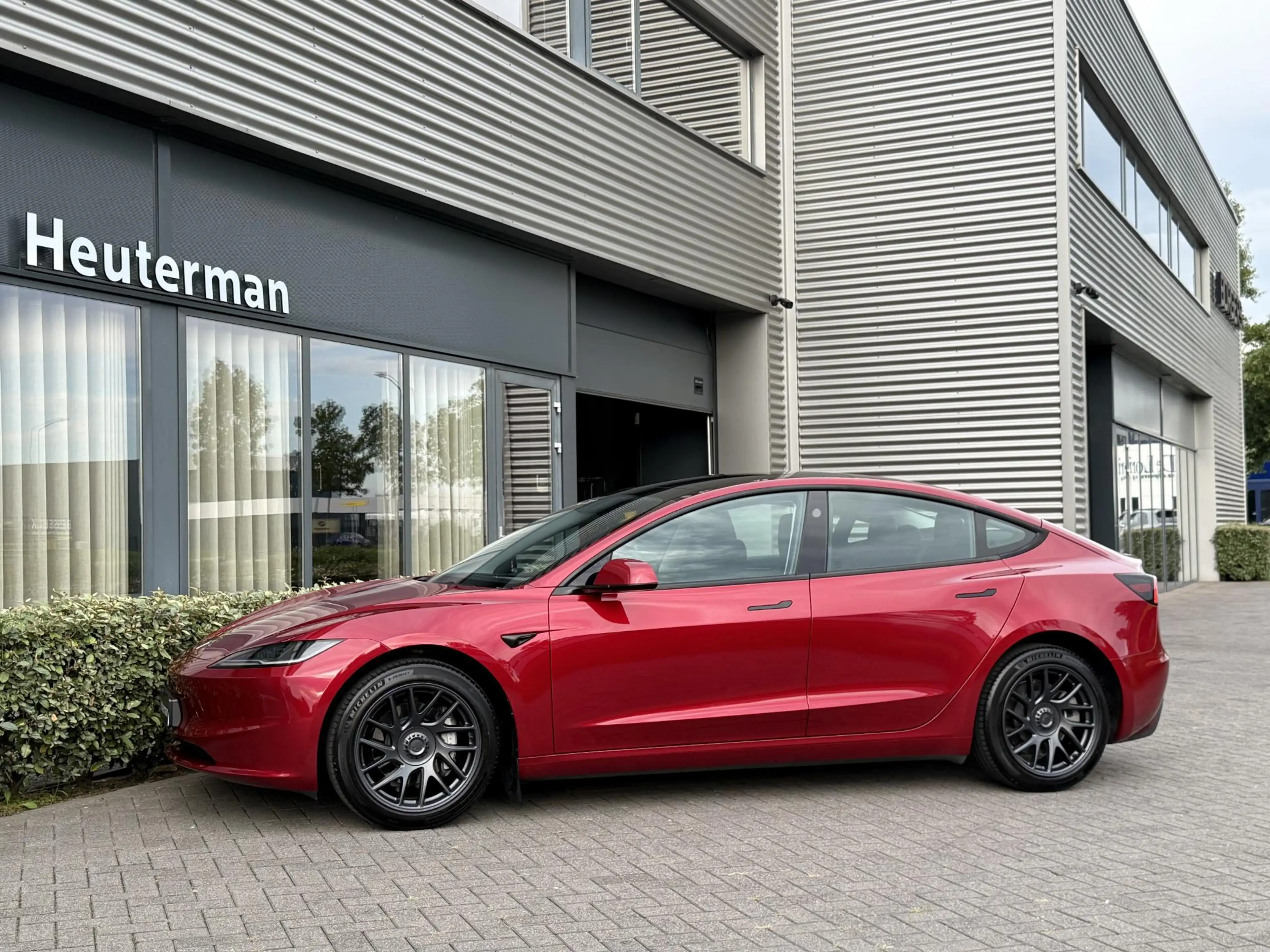 Tesla Model 3 RWD 60 kWh — photo 43