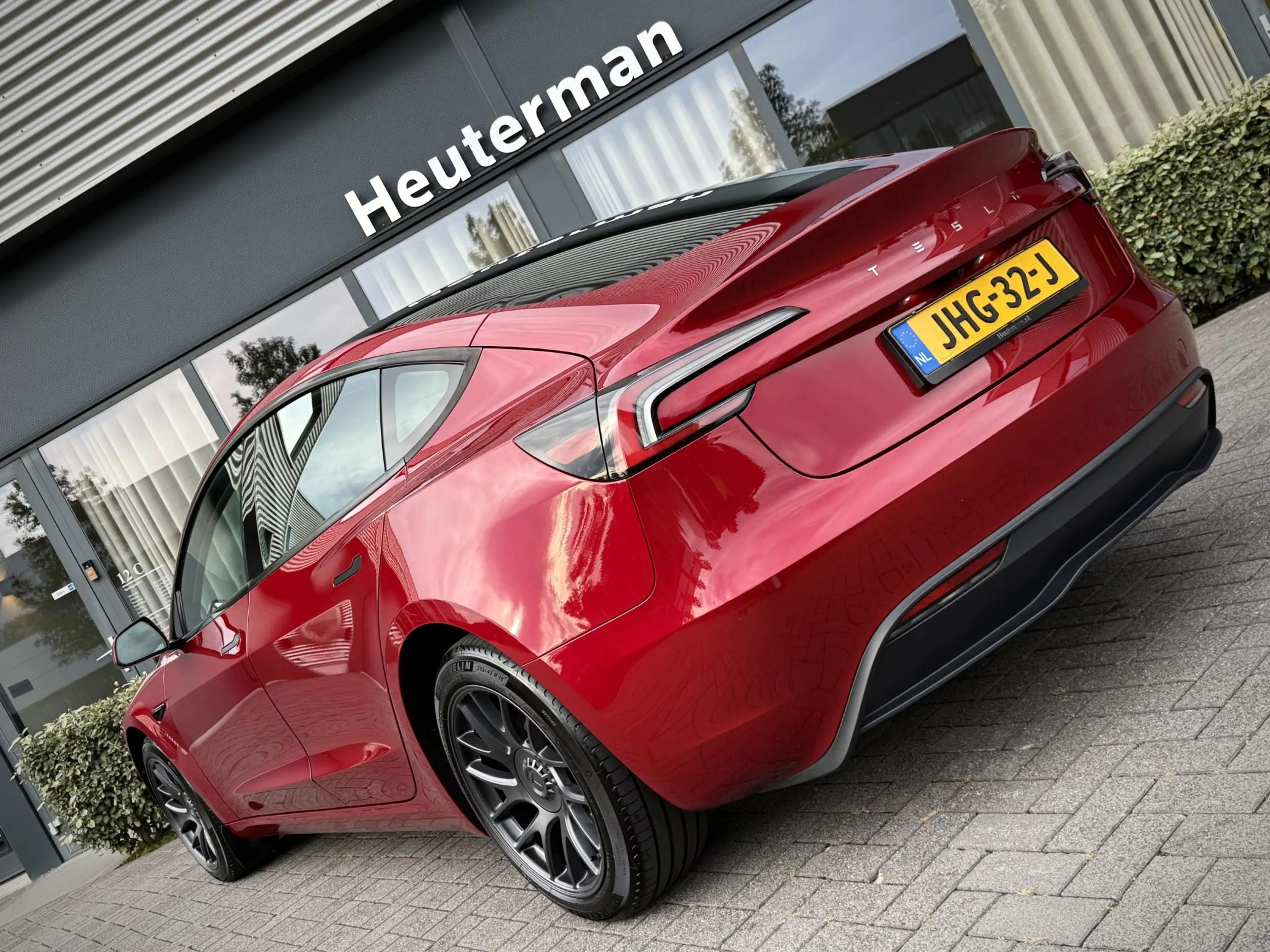 Tesla Model 3 RWD 60 kWh — photo 8