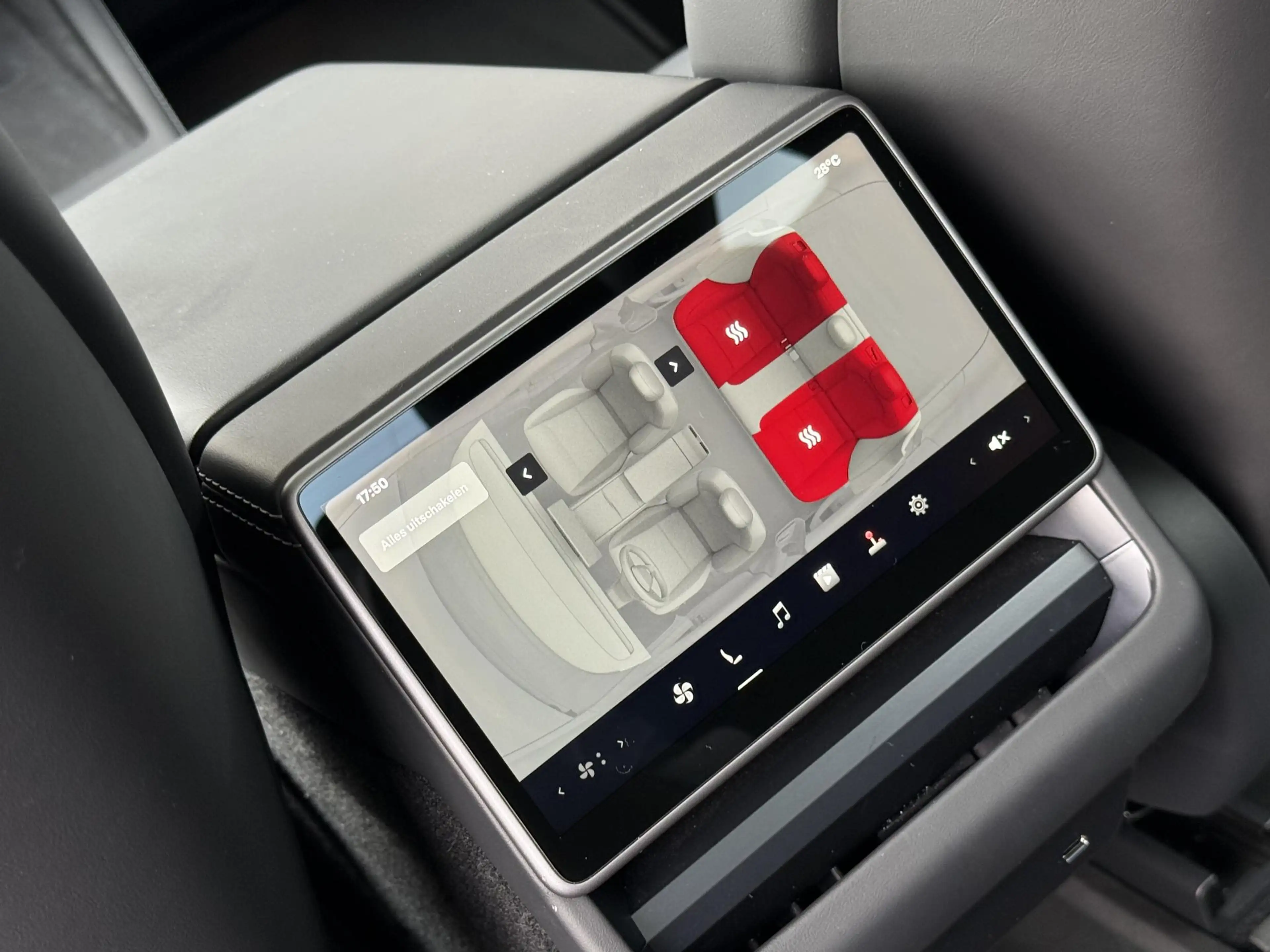 Tesla Model 3 RWD 60 kWh — photo 39