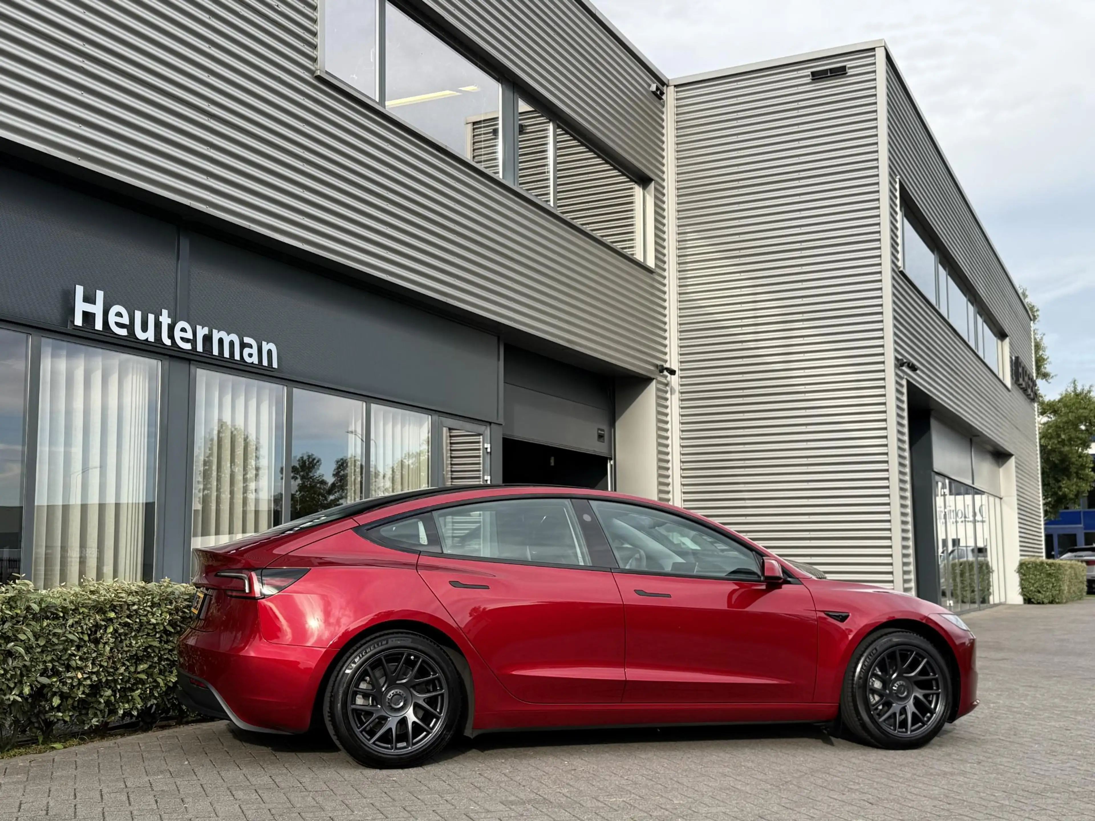 Tesla Model 3 RWD 60 kWh — photo 44