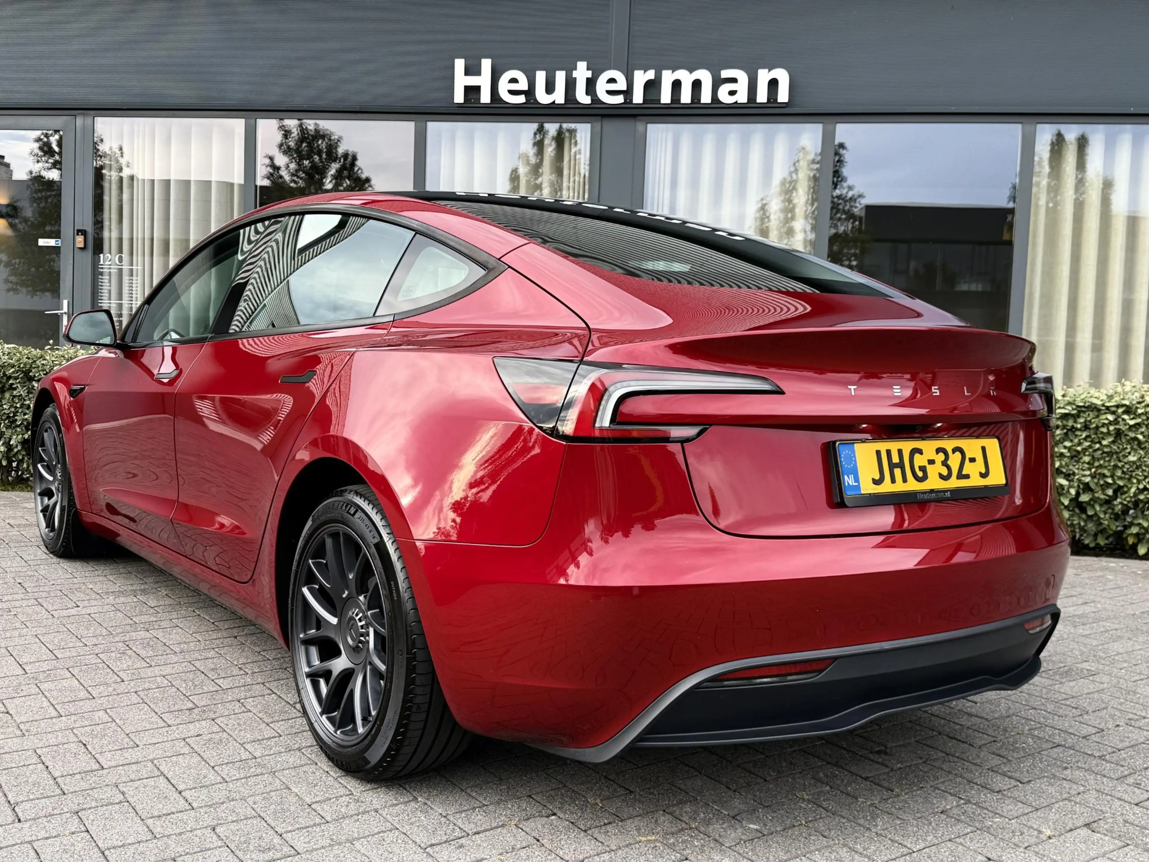 Tesla Model 3 RWD 60 kWh — photo 2