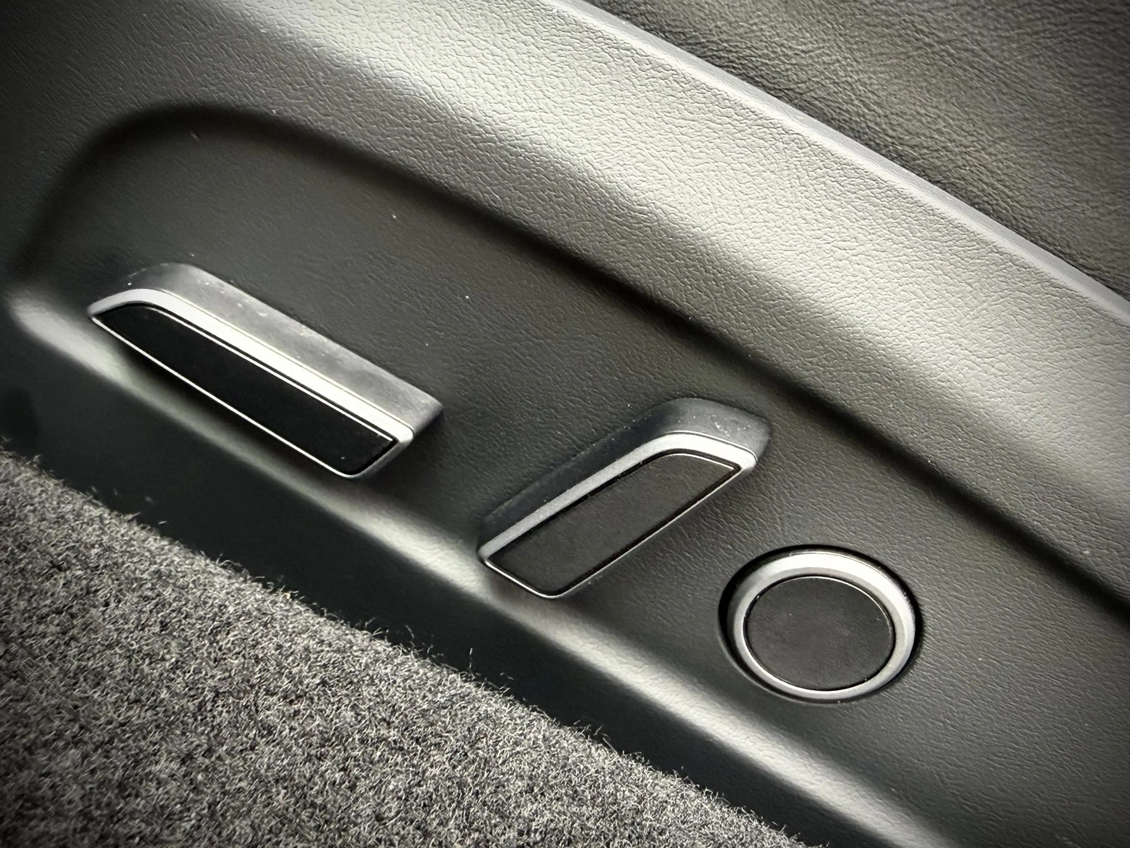 Tesla Model 3 RWD 60 kWh — photo 22