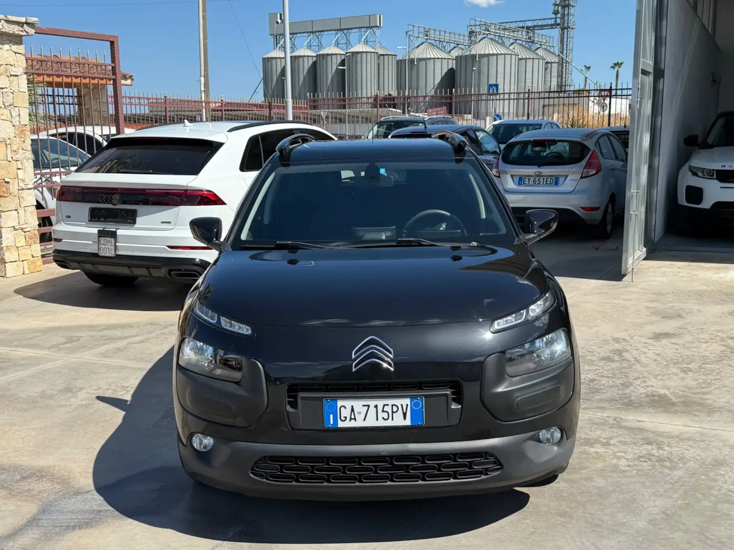 Citroen C4 Cactus BlueHDi 100 Shine Noir - 1