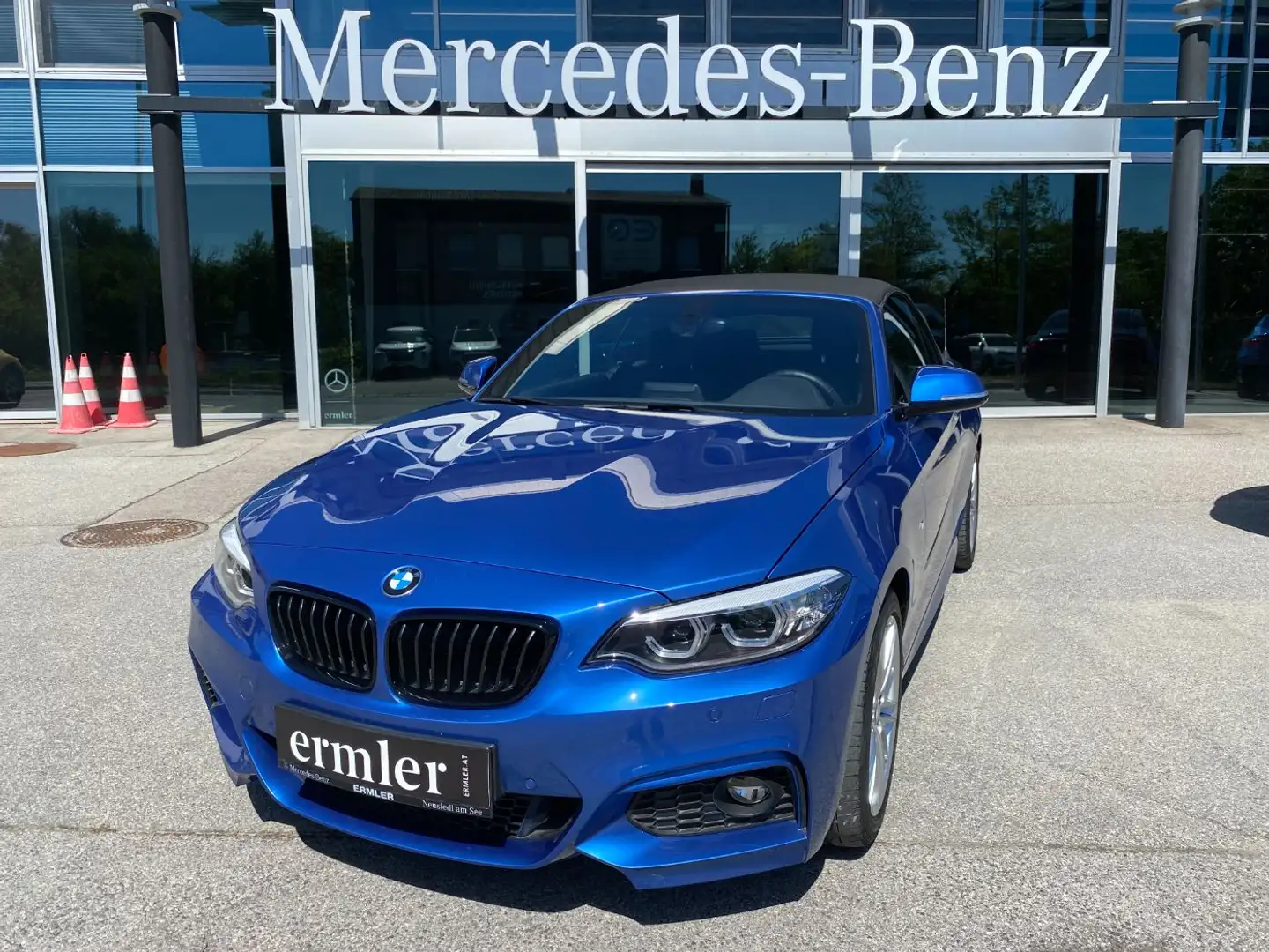 BMW 218 d M Sport PTS Klima RKam Ambi Sportpaket Shz Blau - 2