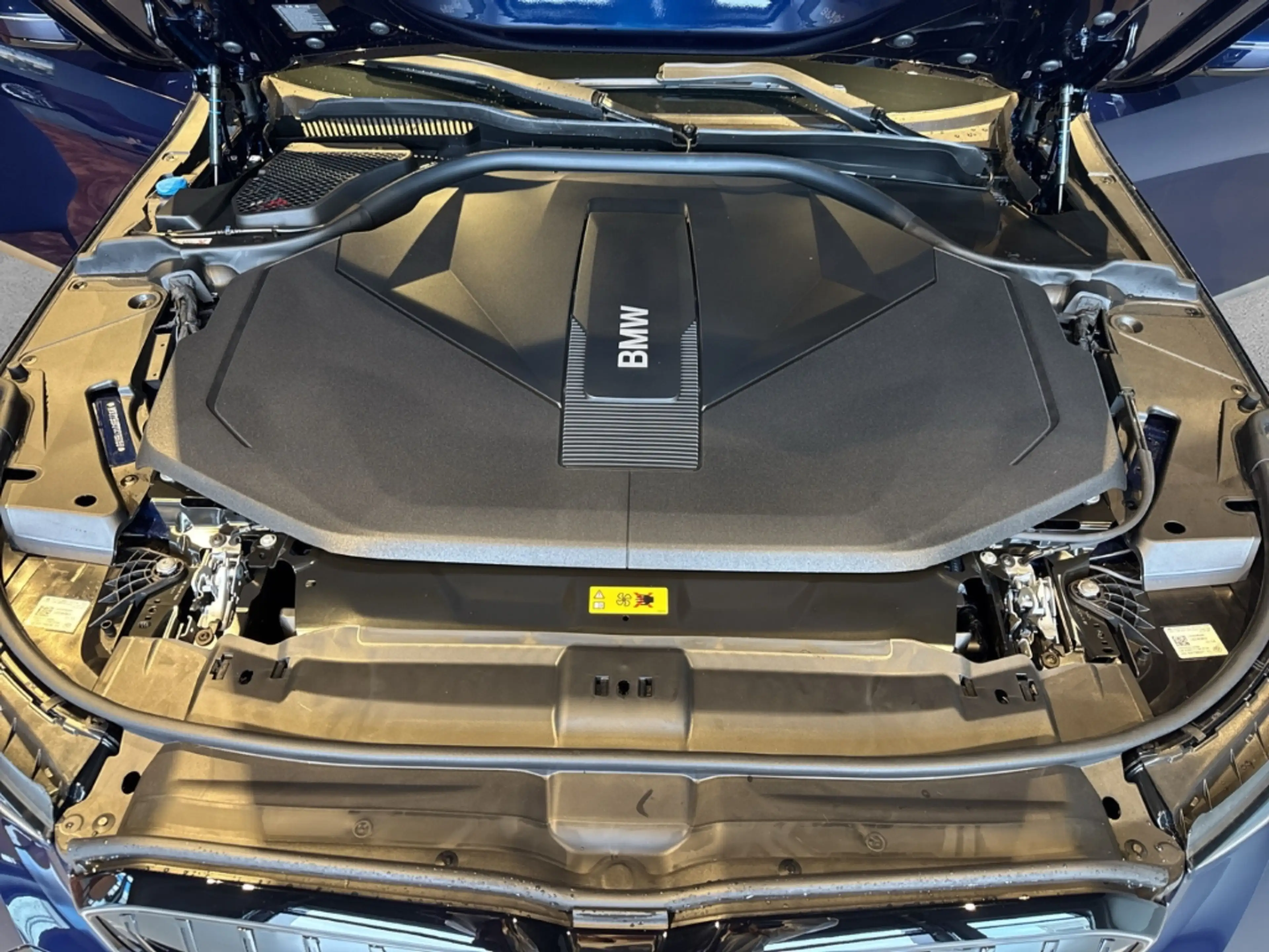 BMW i5 eDrive40 Touring M Sport Pro LMR 20'' Park-Assiste — photo 14