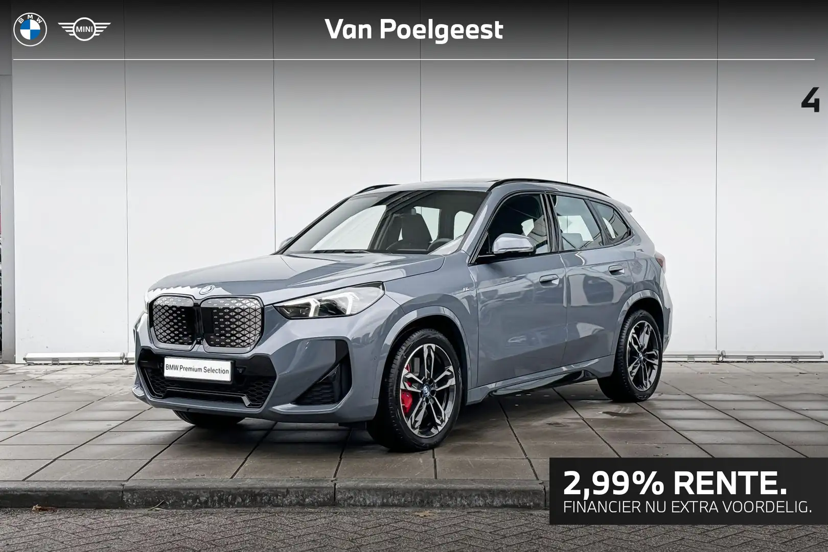 BMW iX1 eDrive20 M Sport Pro / Harman Kardon / Glazen Schu - 1