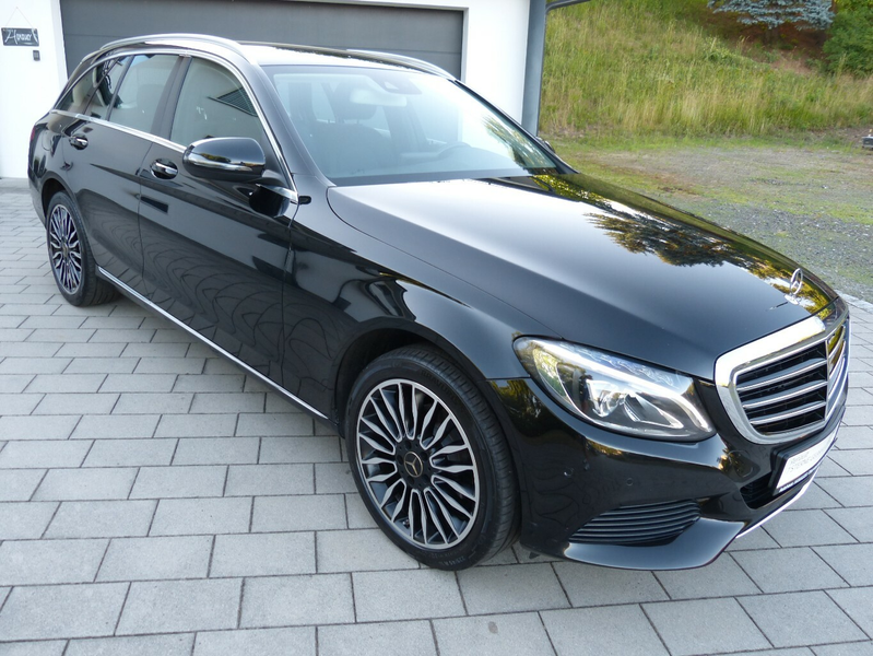 Mercedes-Benz C 180 CGI T 7-G Tronic Exclusive [AHK/AUTOM.] — photo 4