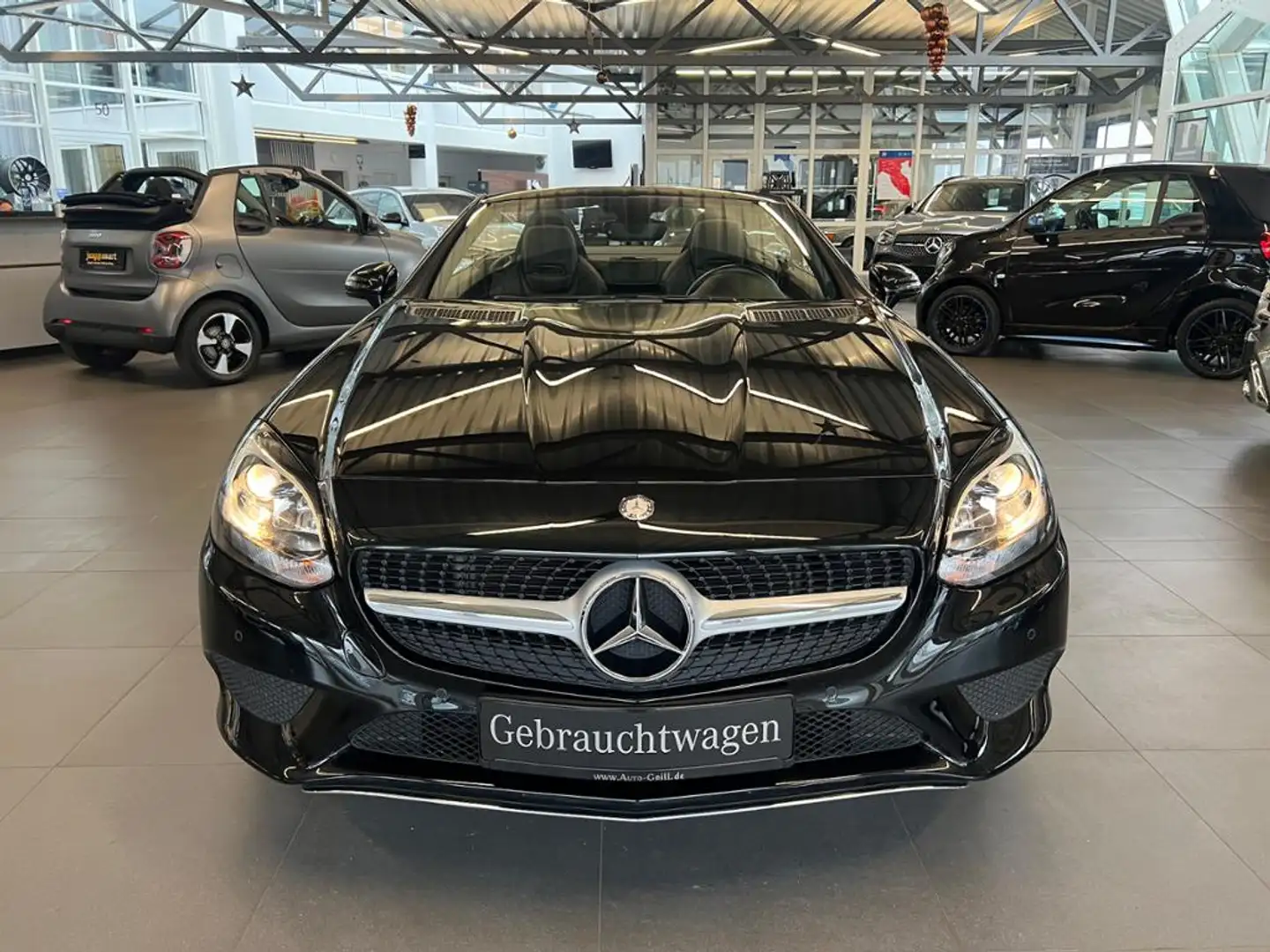 Mercedes-Benz SLC 200 Leder PTS Aircarf Navi Schwarz - 2