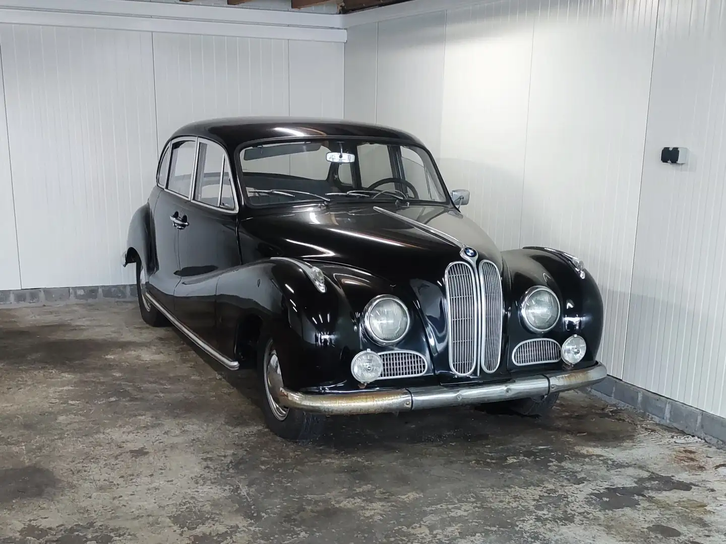 BMW 502 V8 Negru - 2