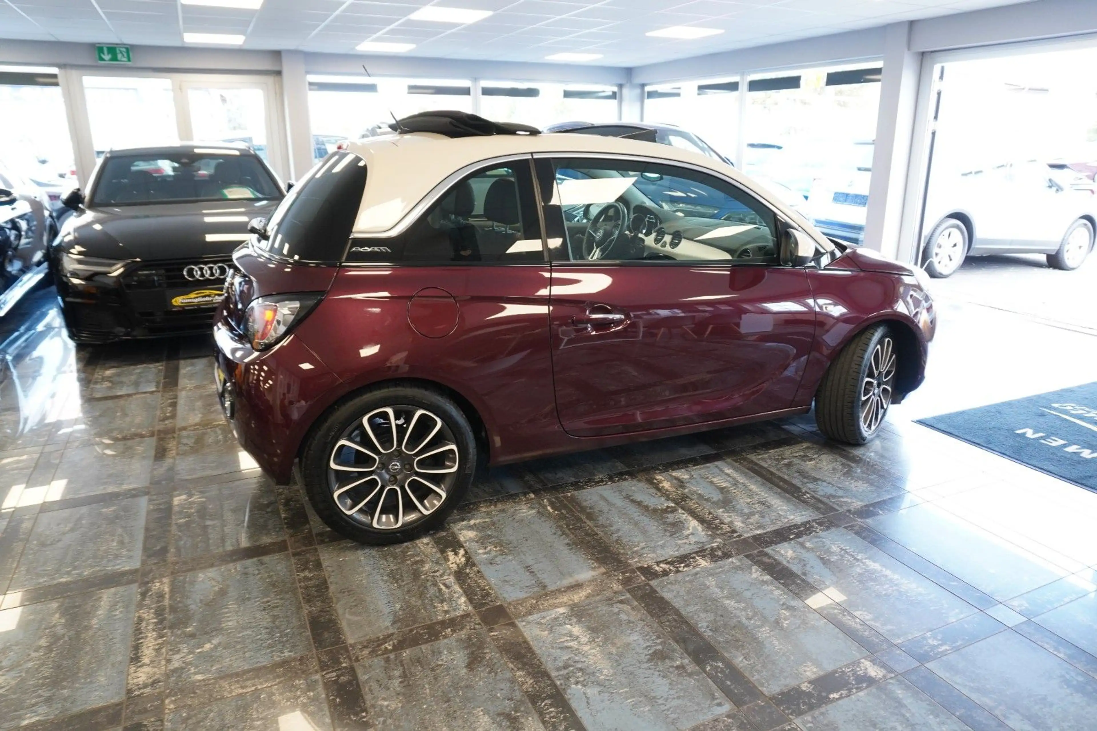 Opel Adam Open Air/Cabrio/Klimaauto/Automatik/1.Hand — photo 14