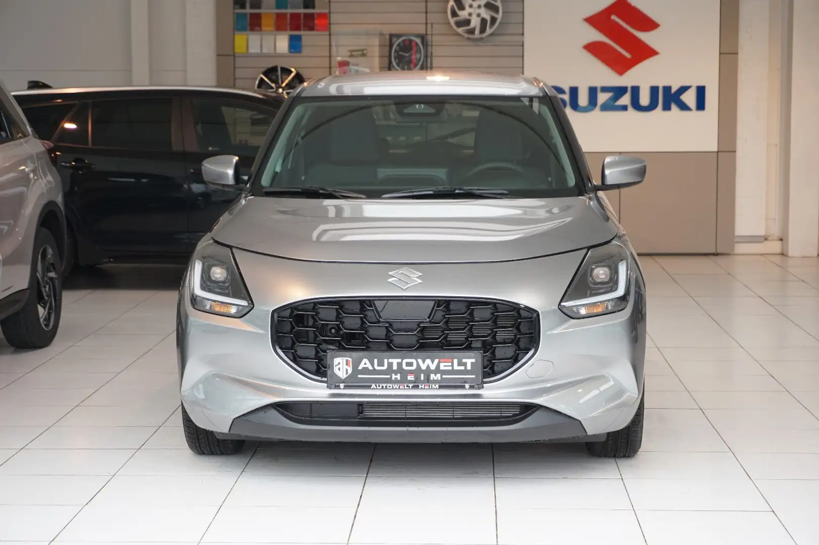 Suzuki Swift Navi*Tempomat*HYBRID*Klima*SHZ Silber - 2