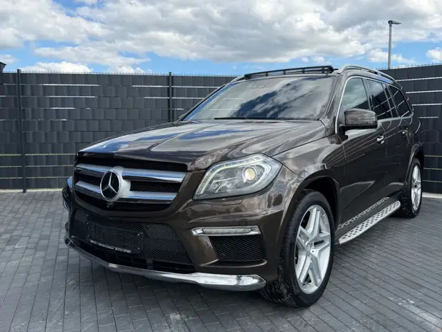 Mercedes-Benz GL 350 BlueTEC 4M*AMG*PANO*STHZ*360*KEY*7-SITZ*