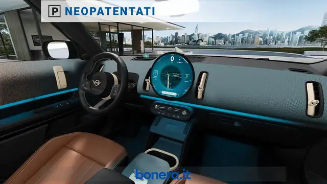 MINI Countryman view 5