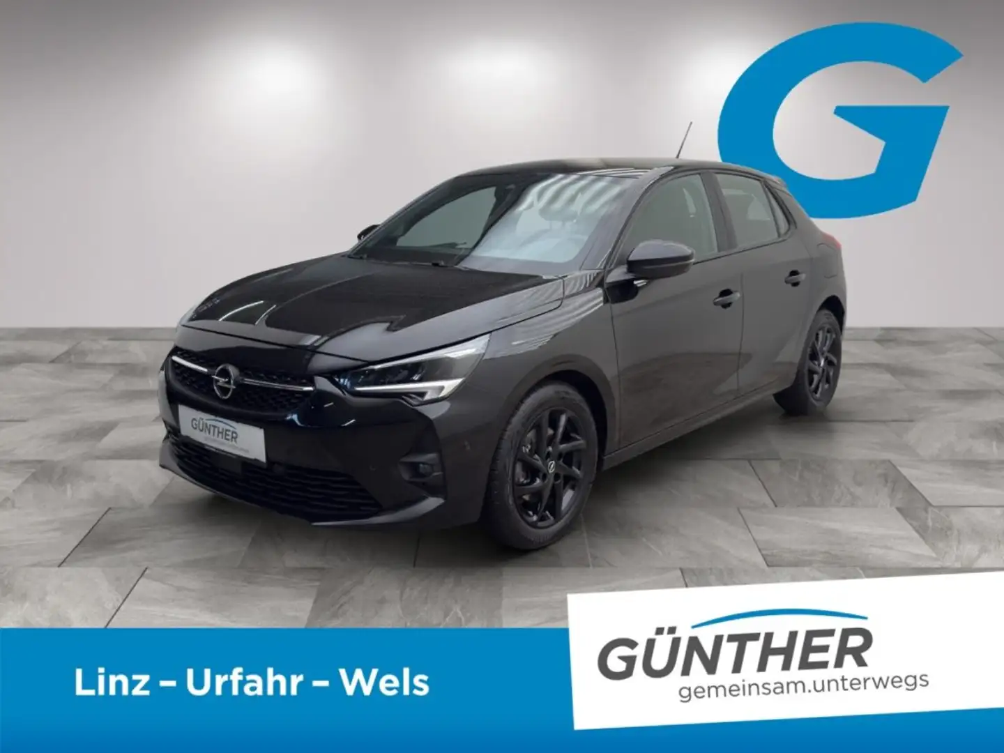 Opel Corsa GS 1.2  Direct Injection Turbo Zwart - 1