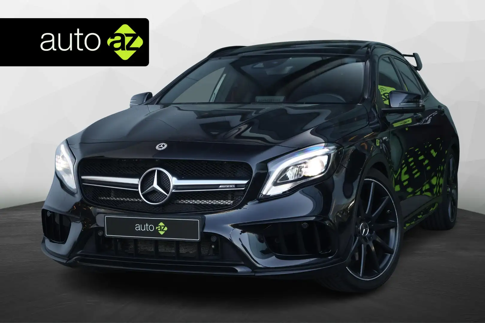 Mercedes-Benz GLA 45 AMG 4MATIC / Panorama / Aero spoiler Zwart - 1
