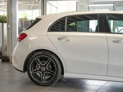 Annonce voiture d'occasion Mercedes-Benz A 180 - CARADIZE