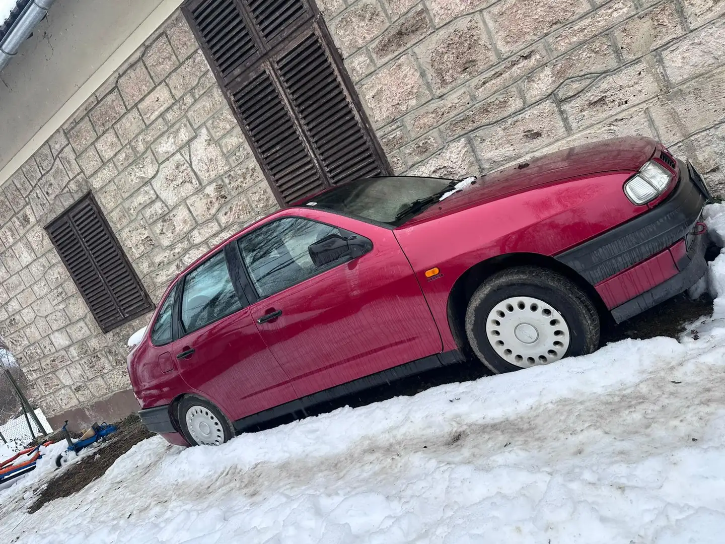 SEAT Cordoba Cordoba 1,4 CLX Rot - 2