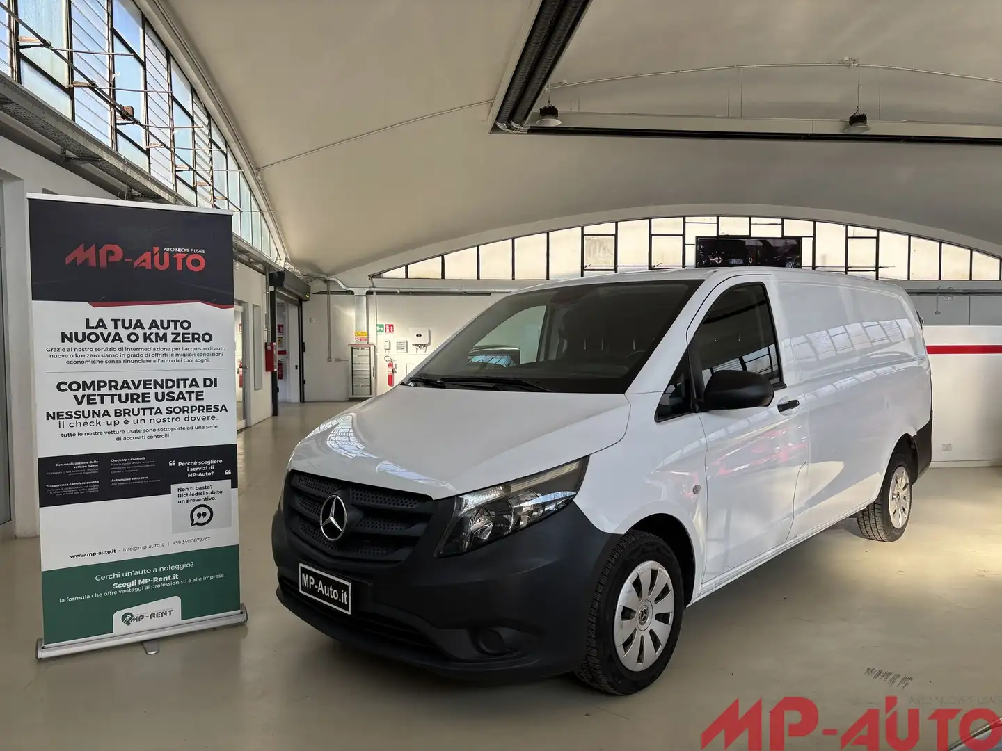 Mercedes-Benz Vito Vito 1.7 110 CDI PC-SL Furgone Long Weiß - 1
