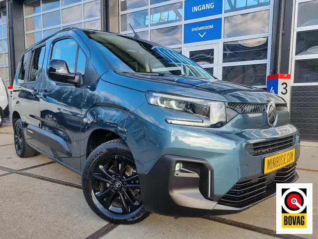 Citroen Berlingo 1.2 PureTech Shine / Nieuwste Model / TREKHAAK / N