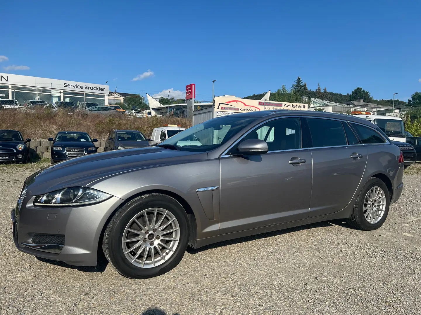 Jaguar XF Sportbrake 3,0 Automatik Kamera/Leder/VOLL Grau - 2