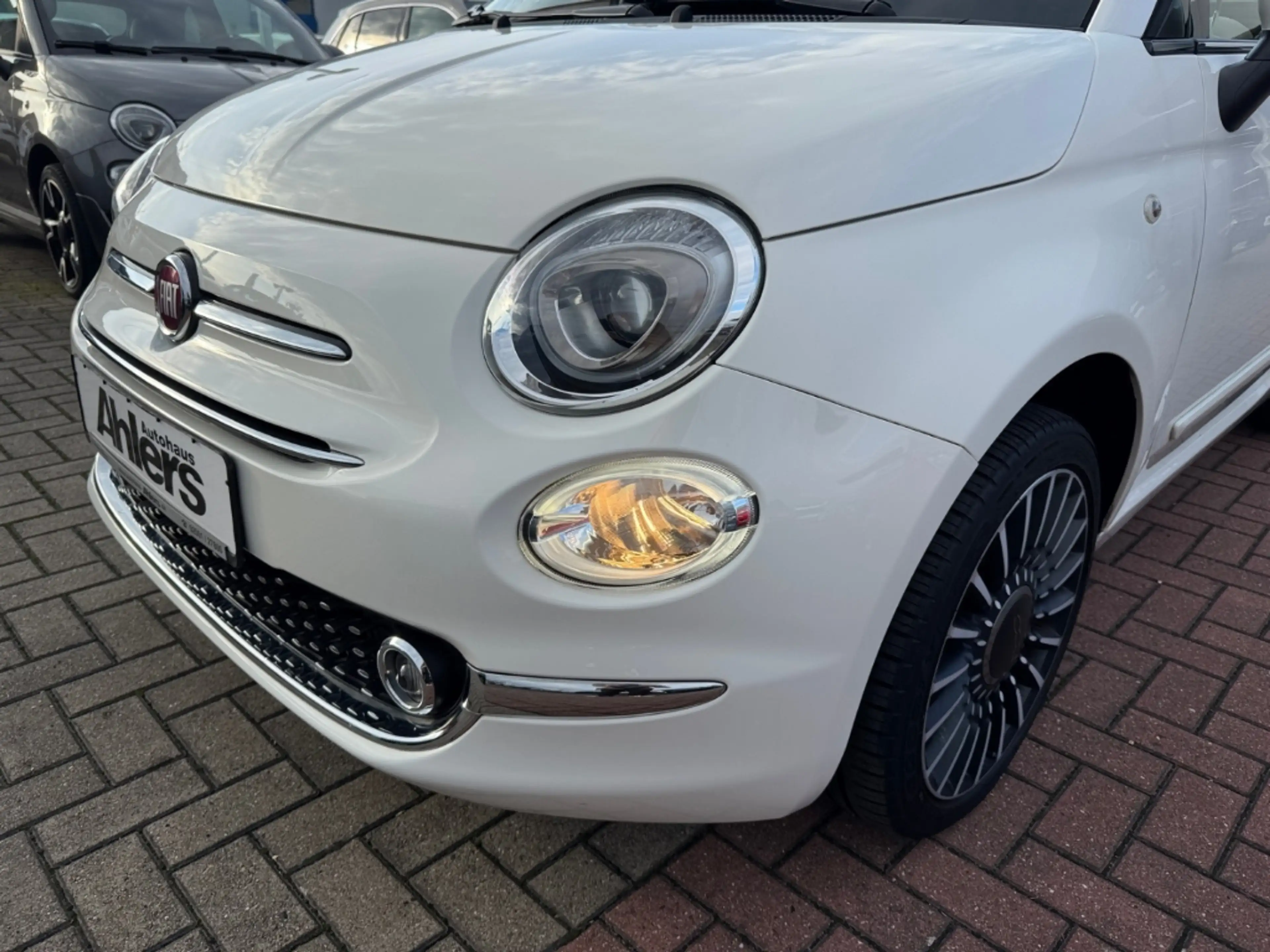 Fiat 500C Lounge+CARPLAY+16ZOLL+EINPARKHILFE+TEMPOMAT+KLIMA+ — photo 12