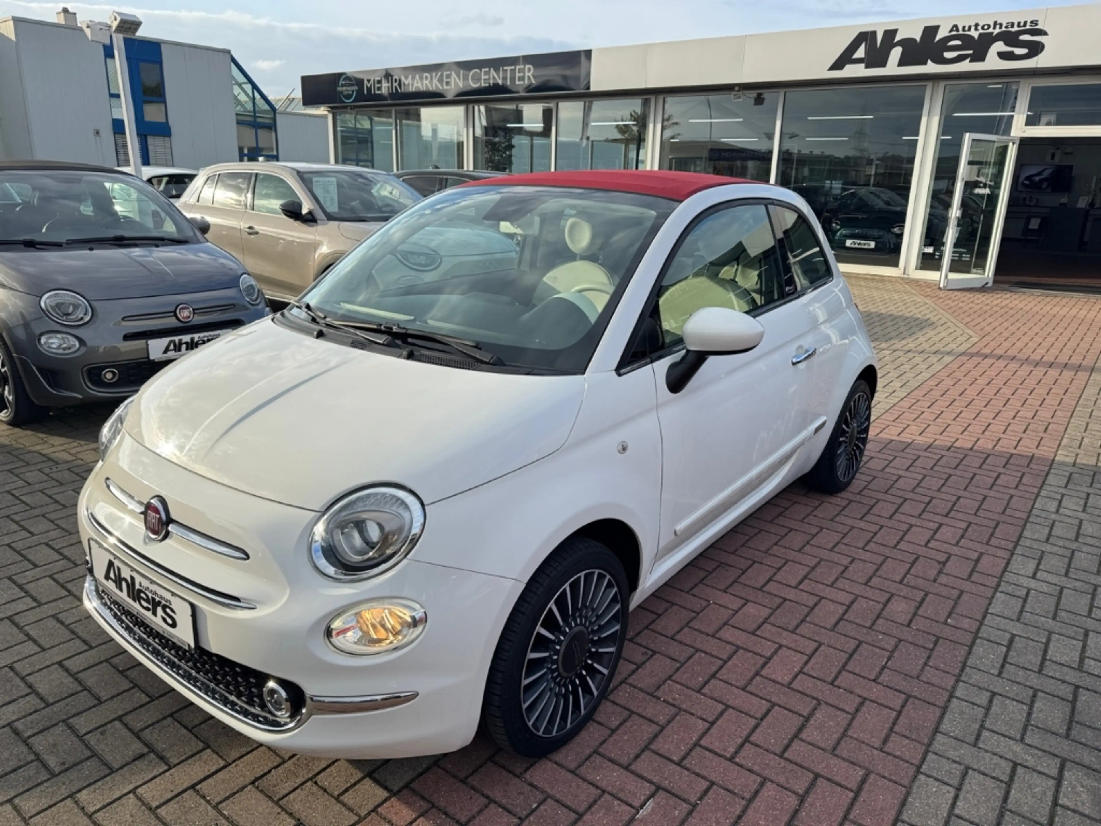 Fiat 500C Lounge+CARPLAY+16ZOLL+EINPARKHILFE+TEMPOMAT+KLIMA+ — photo 3