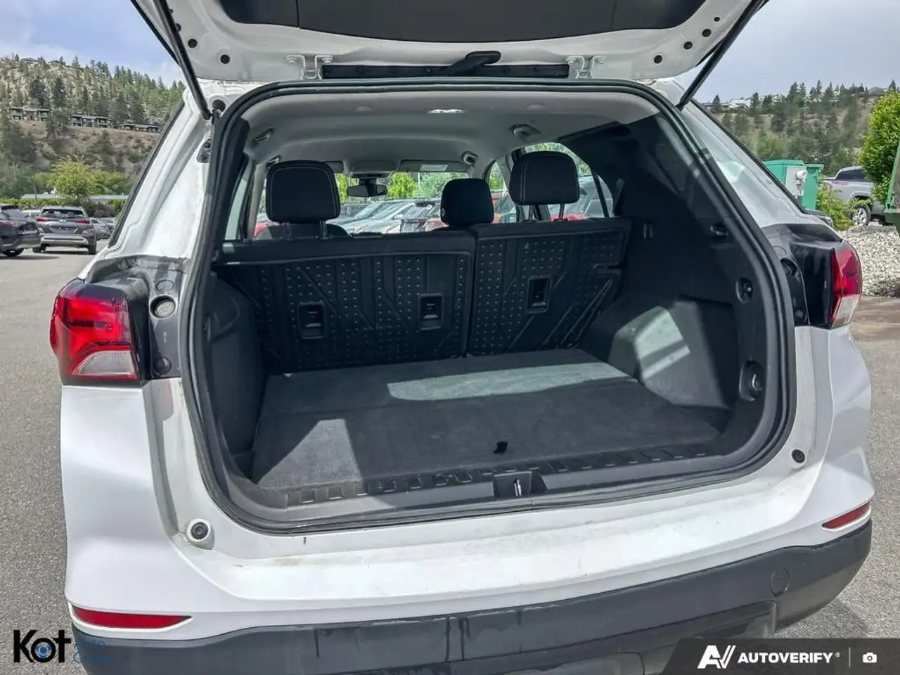 Chevrolet Equinox снимка Chevrolet Equinox