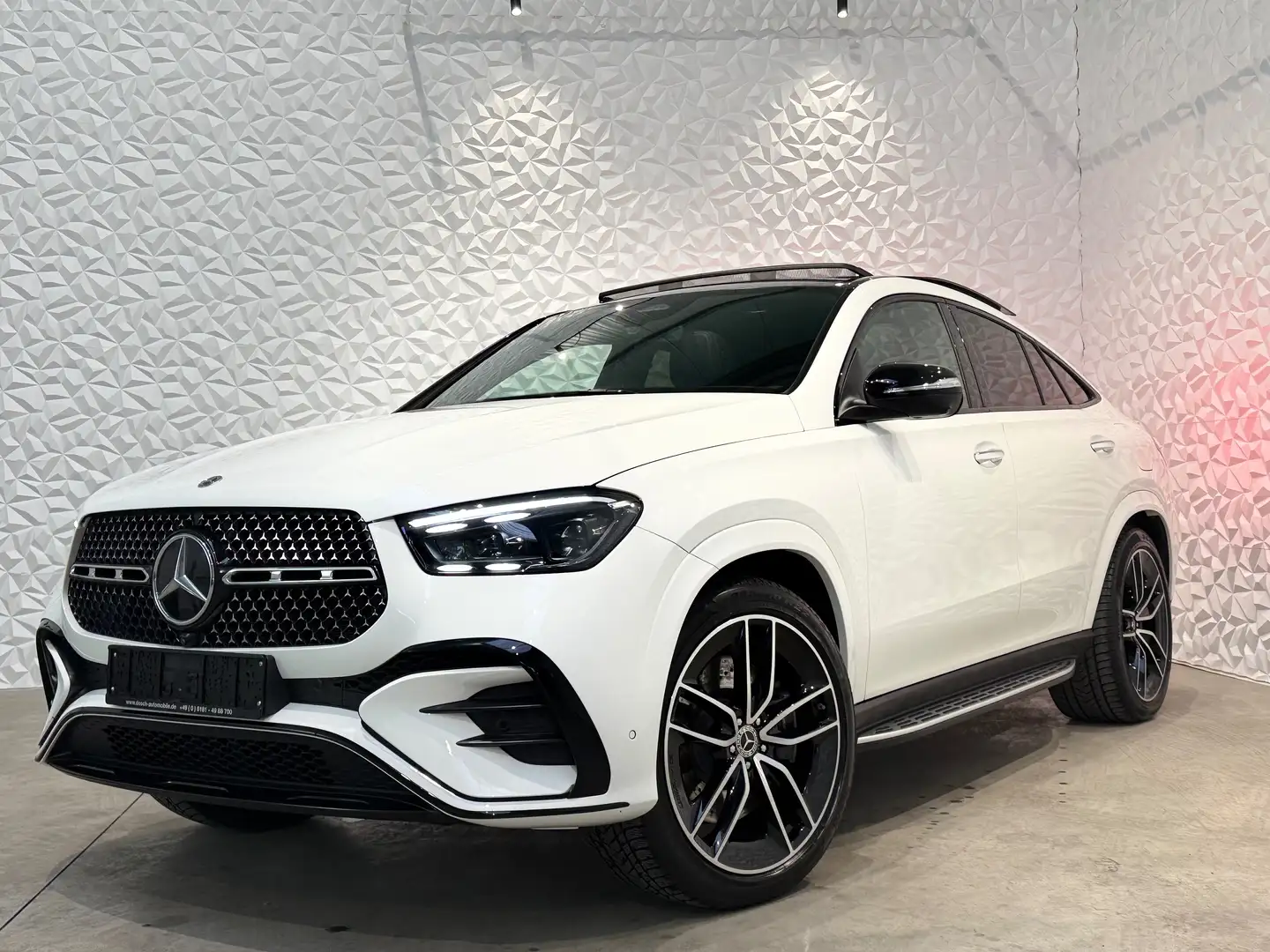 Mercedes-Benz GLE 350 de 4-Matic Coupé AMG Line Hybride Blanc - 1