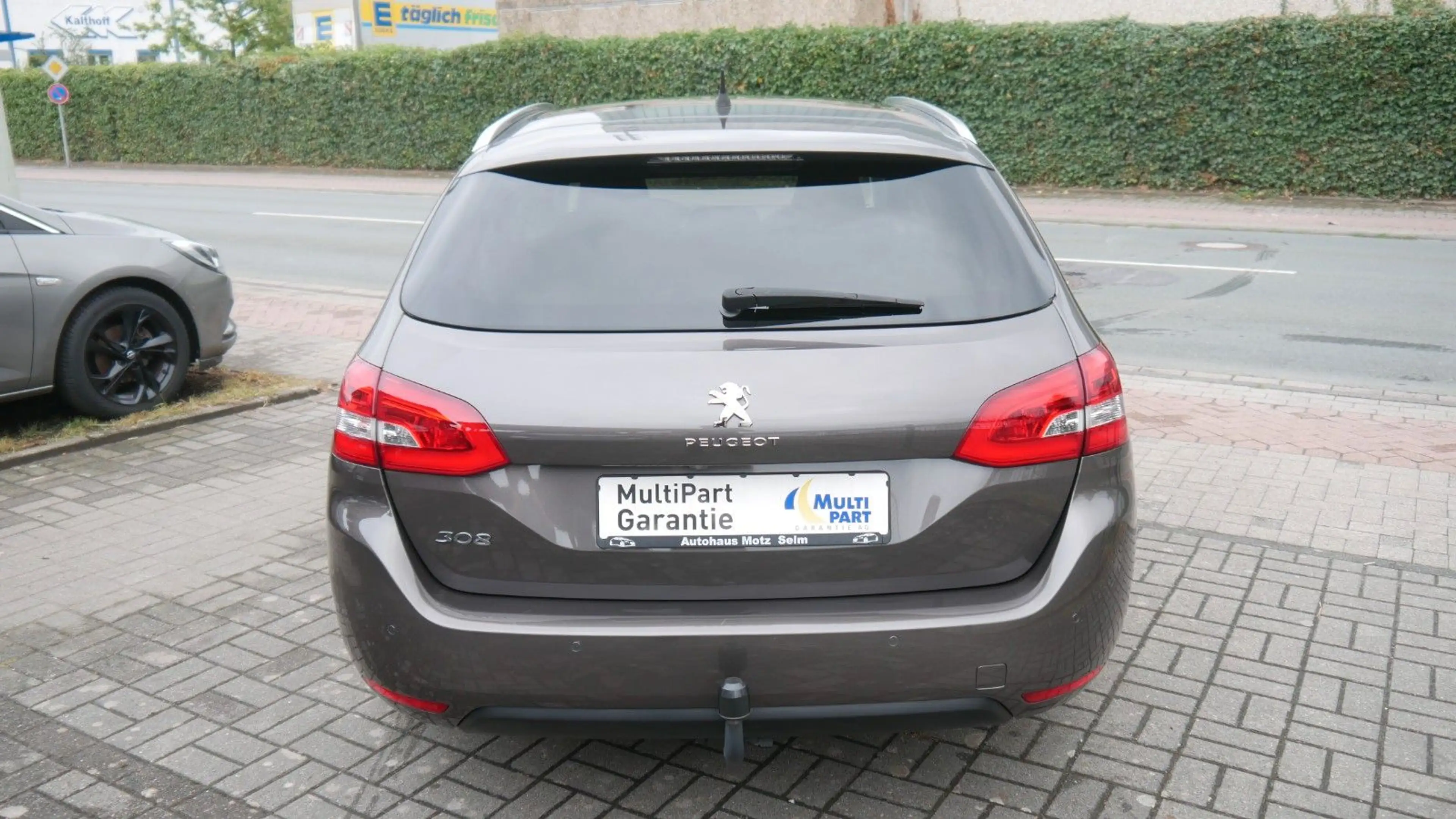 Peugeot 308 SW Style — photo 7