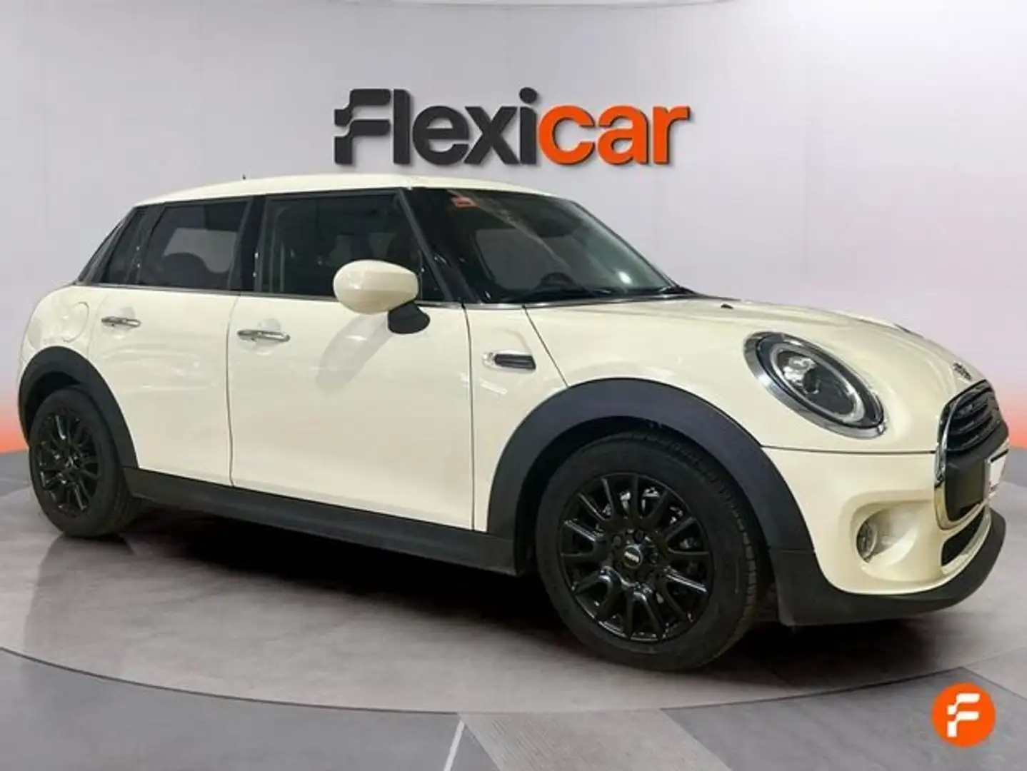 MINI Cooper ONE 5 PUERTAS Beige - 2