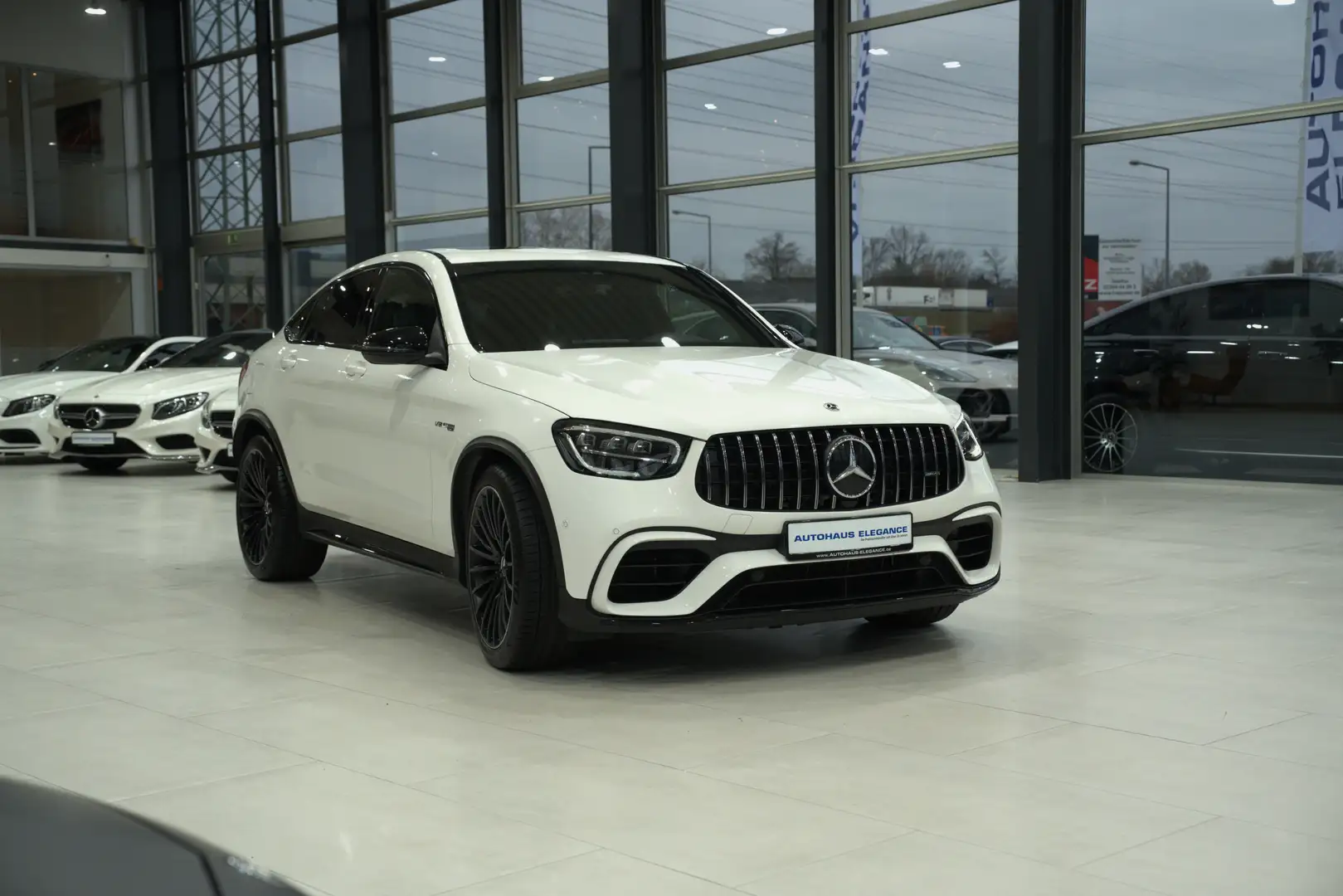Mercedes-Benz GLC 63 AMG Coupe 4Matic*AMG-RIDE+*NIGHT*1.HAND* Blanc - 2