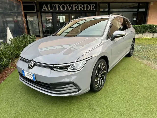 Volkswagen Golf Variant 1.0 ETSI Evo Life 110cv DSG UNIPR. OK NEOPATENTATI