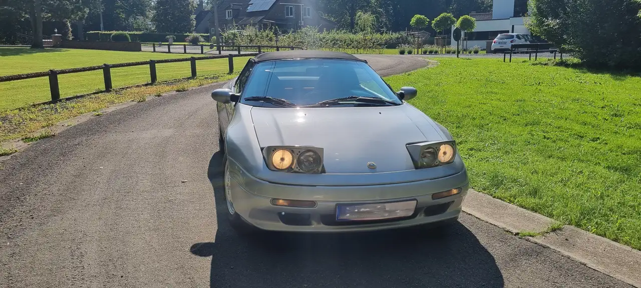 Lotus Elan 1.6 Turbo S2, foto 3