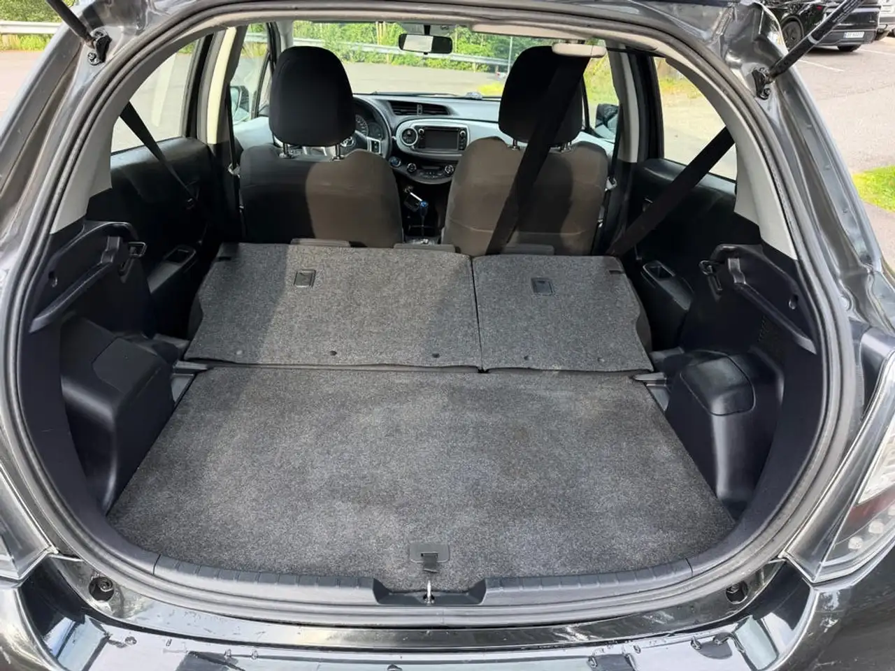 Toyota Yaris Yaris — photo 5