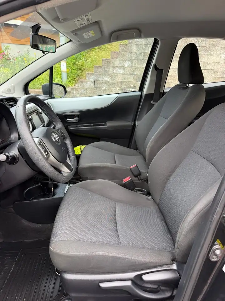 Toyota Yaris Yaris — photo 7