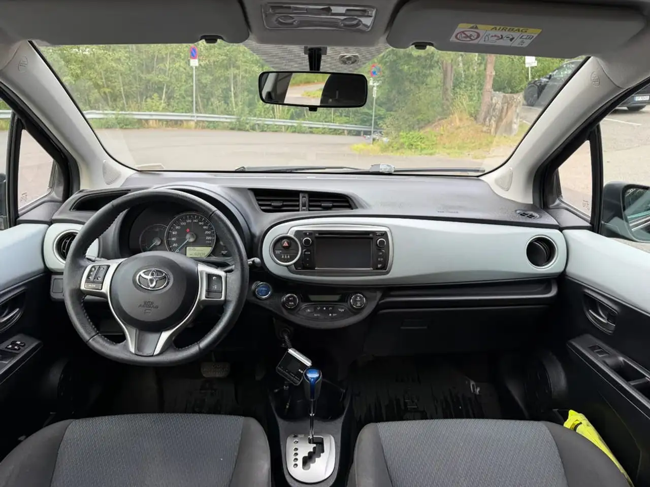 Toyota Yaris Yaris — photo 4