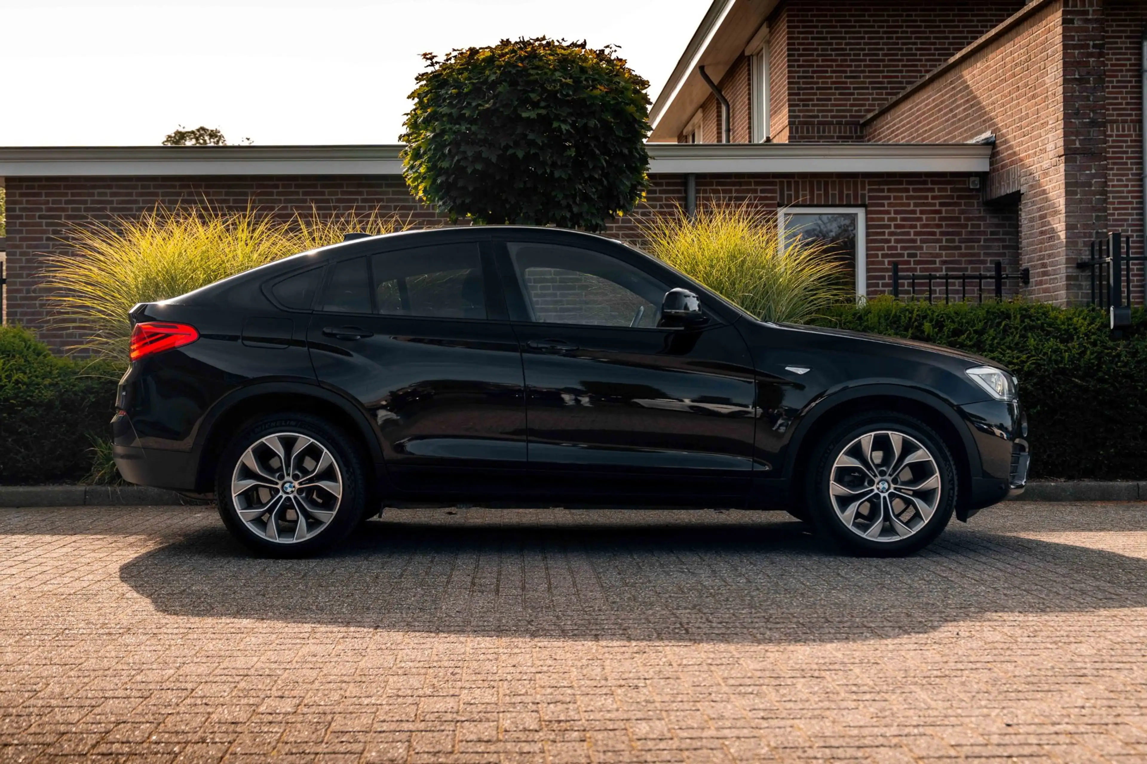 BMW X4 XDrive20i High Executive 184 PK Aut. Xenon Leder H — photo 4