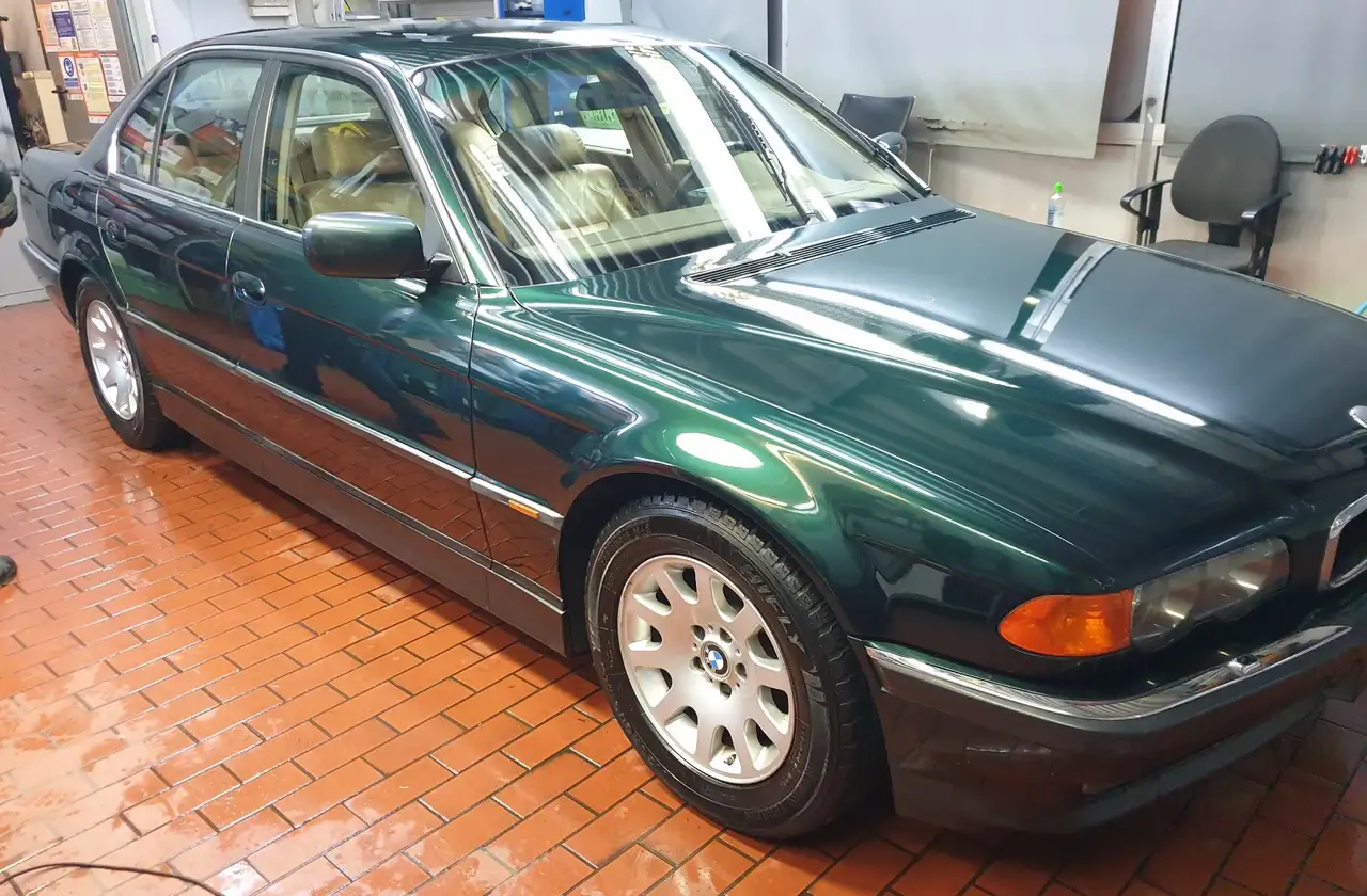 BMW 740i, foto 5